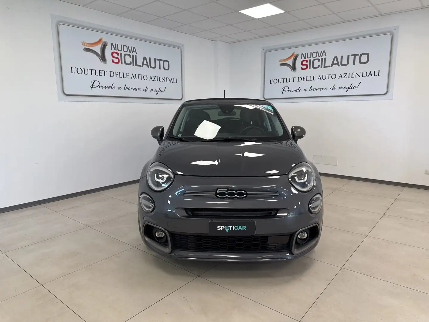 Fiat 500X 2022 Dolcevita Dolcevita 1.5 t4 hybrid Cross 130c Grijs - 1