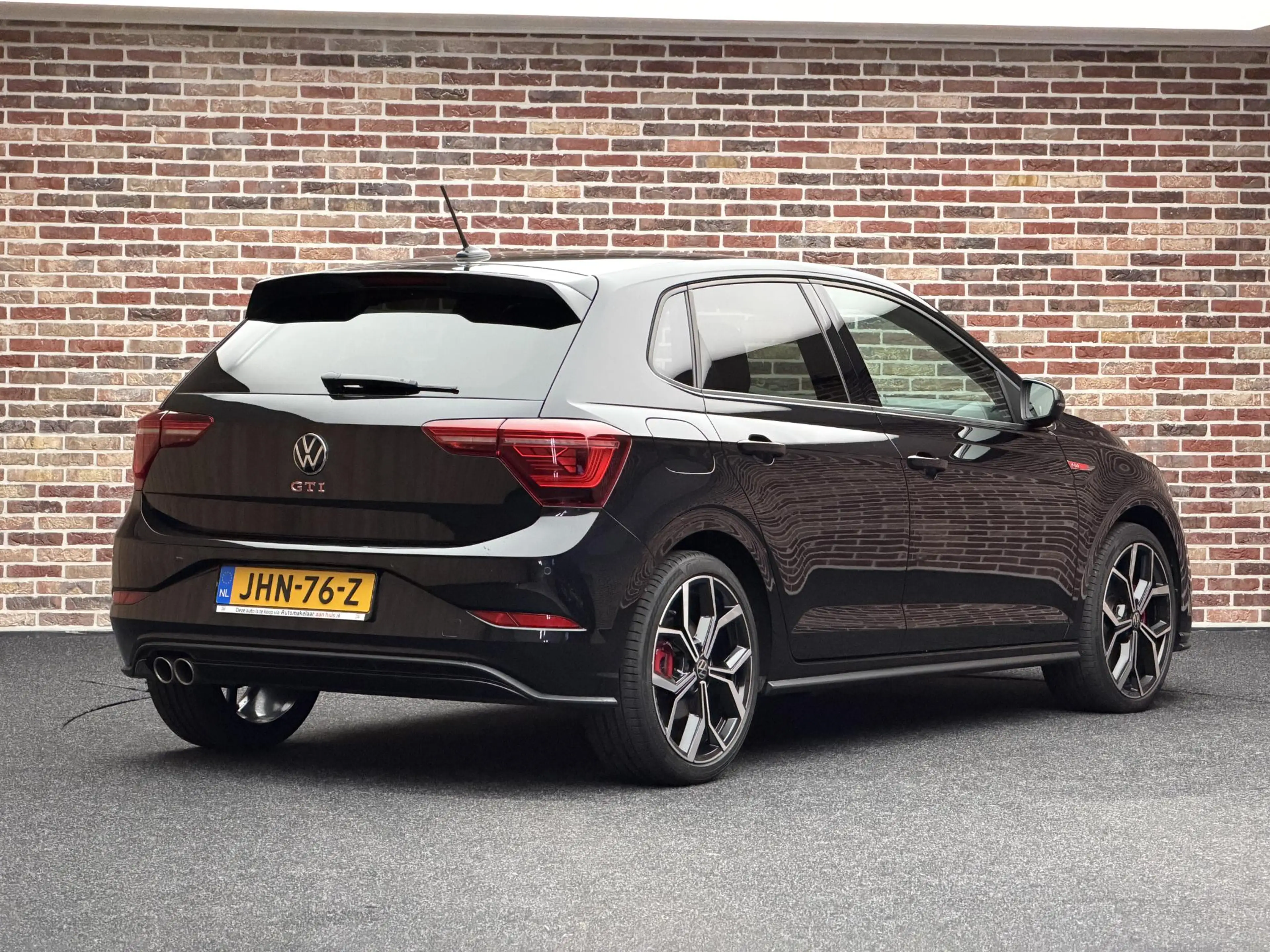 Volkswagen Polo GTI 2.0 TSI Navi IQ Virtual Beats — photo 2