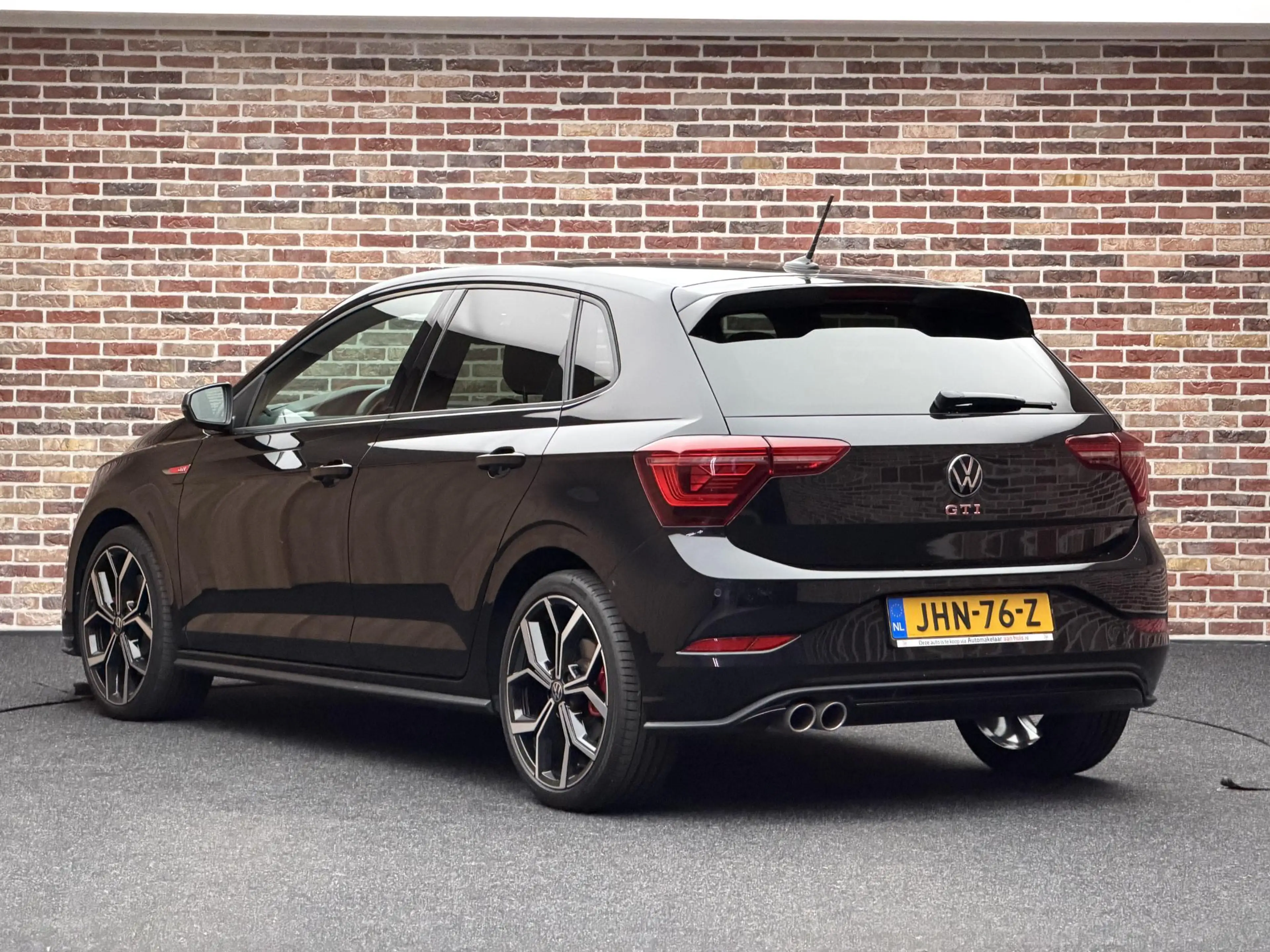 Volkswagen Polo GTI 2.0 TSI Navi IQ Virtual Beats — photo 15