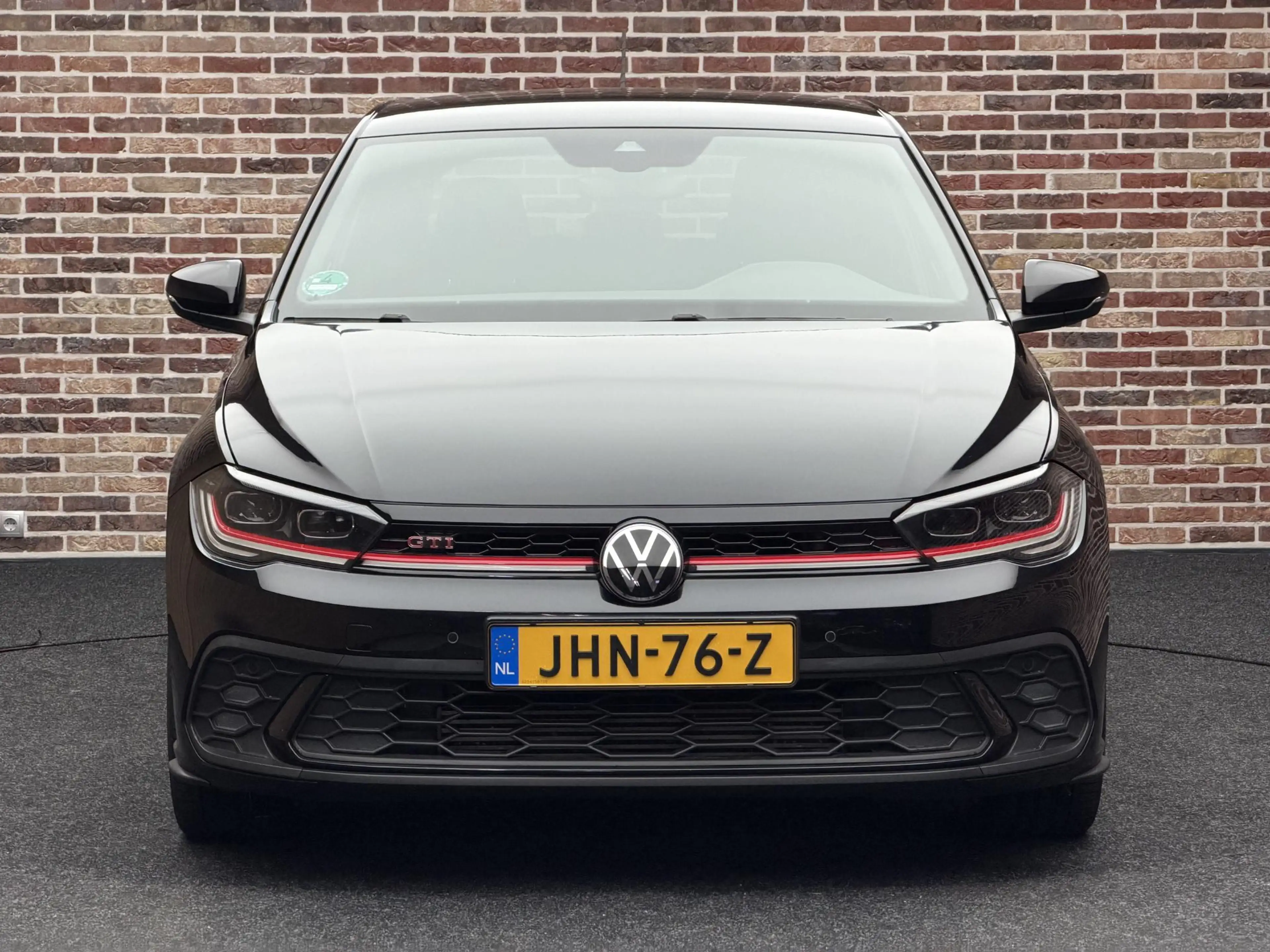 Volkswagen Polo GTI 2.0 TSI Navi IQ Virtual Beats — photo 5