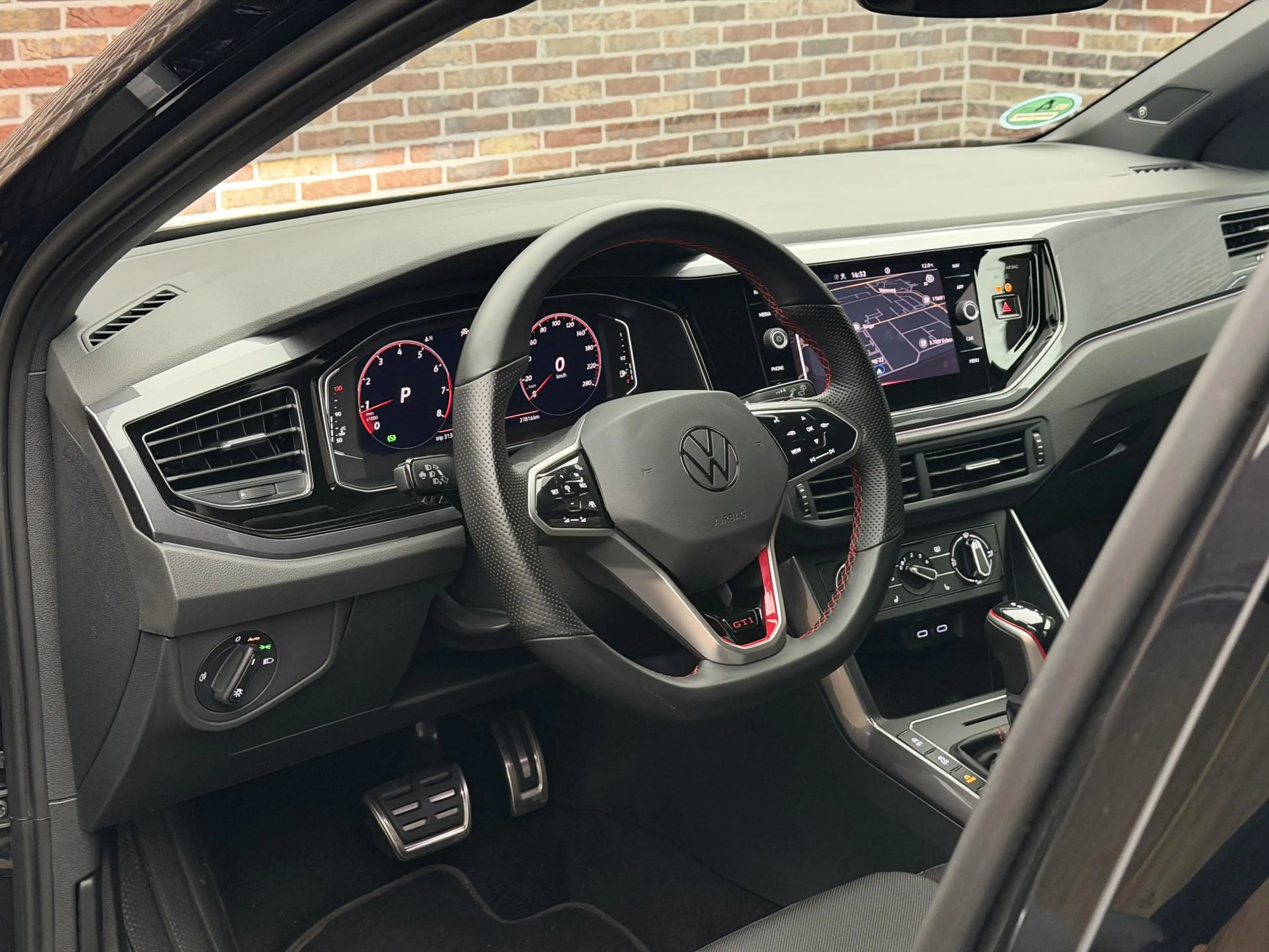 Volkswagen Polo GTI 2.0 TSI Navi IQ Virtual Beats — photo 3