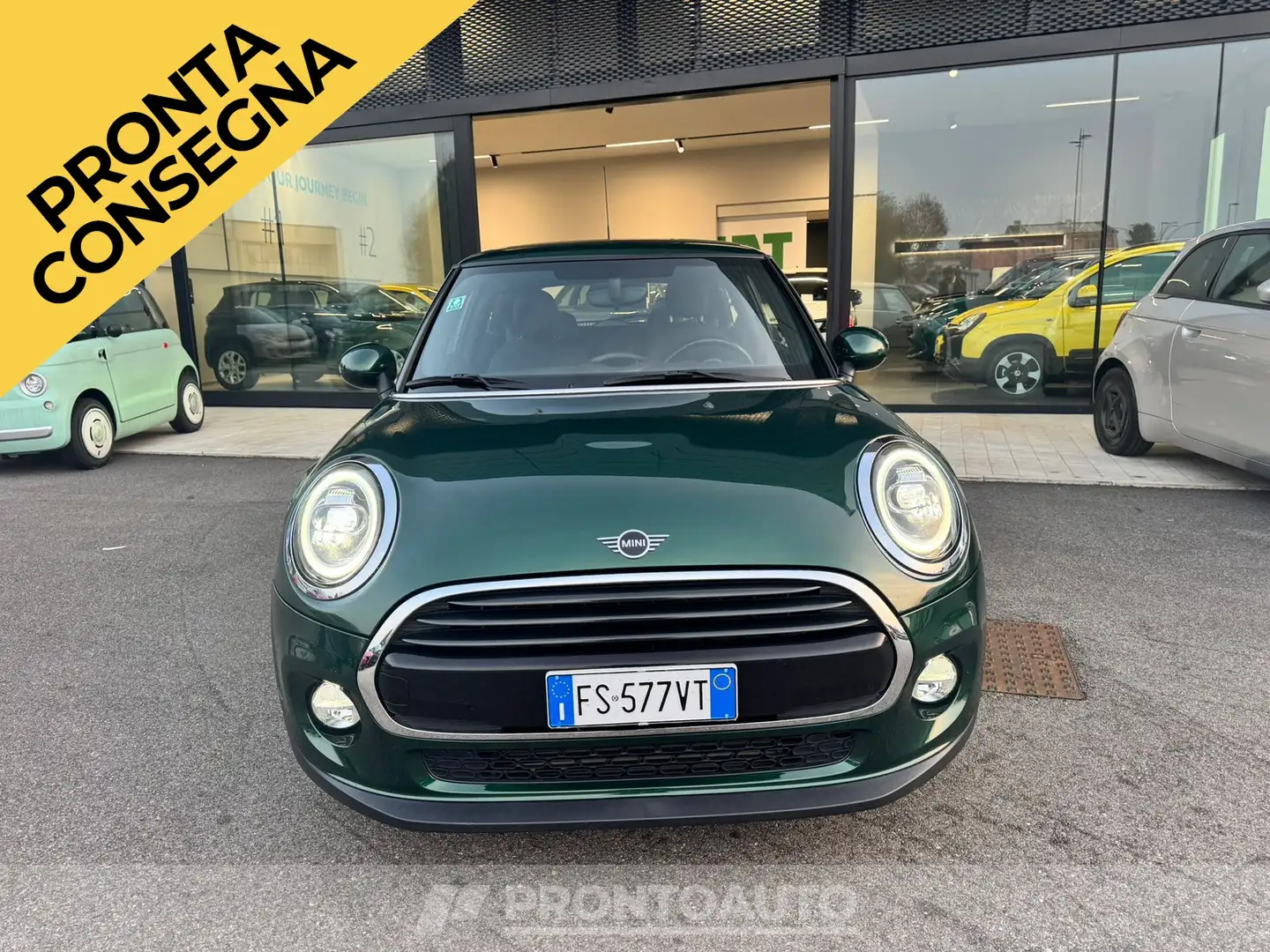 MINI Cooper 3p 1.5 business Groen - 2