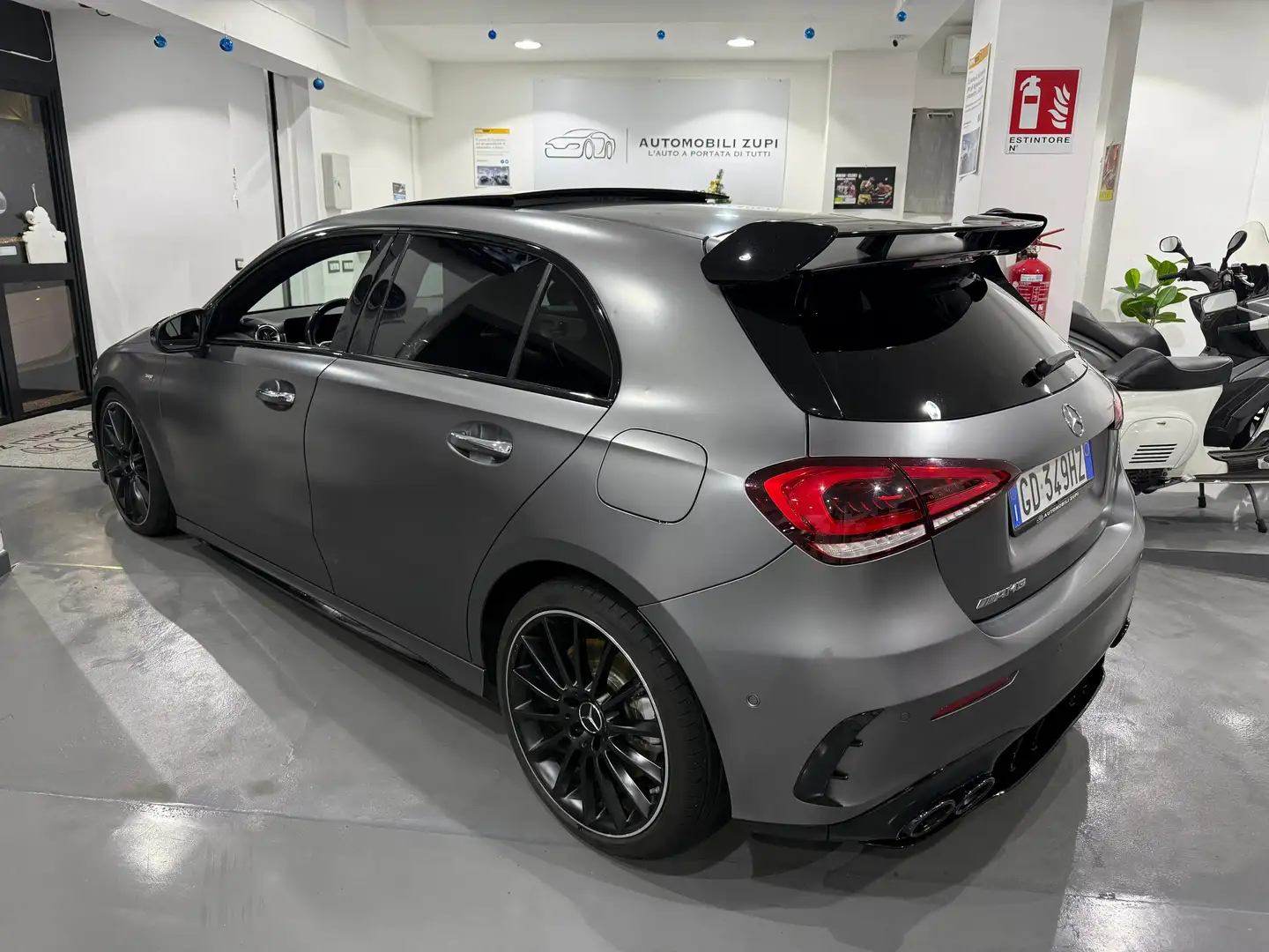 Mercedes-Benz A 35 AMG LUCI AMBIENTE/TETTO PANORAMICO/SCARICO CARBONI Grigio - 1