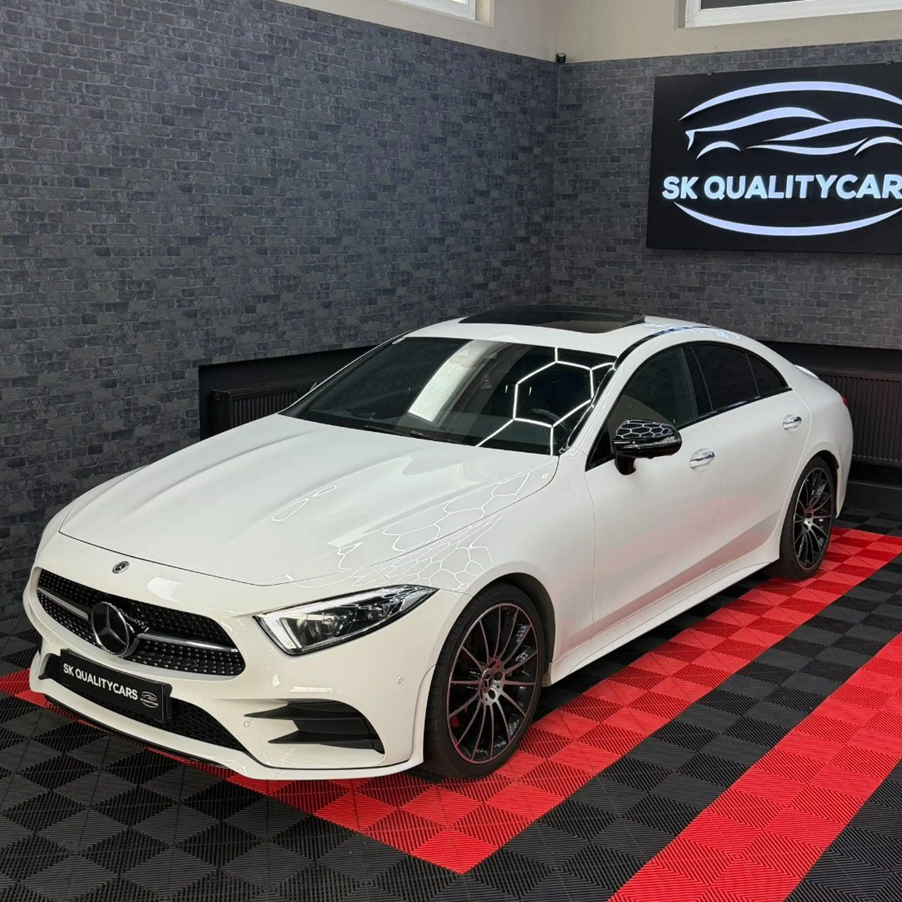 Mercedes-Benz CLS 450 CLS-Klasse CLS 450 AMG Line 4Matic — photo 4