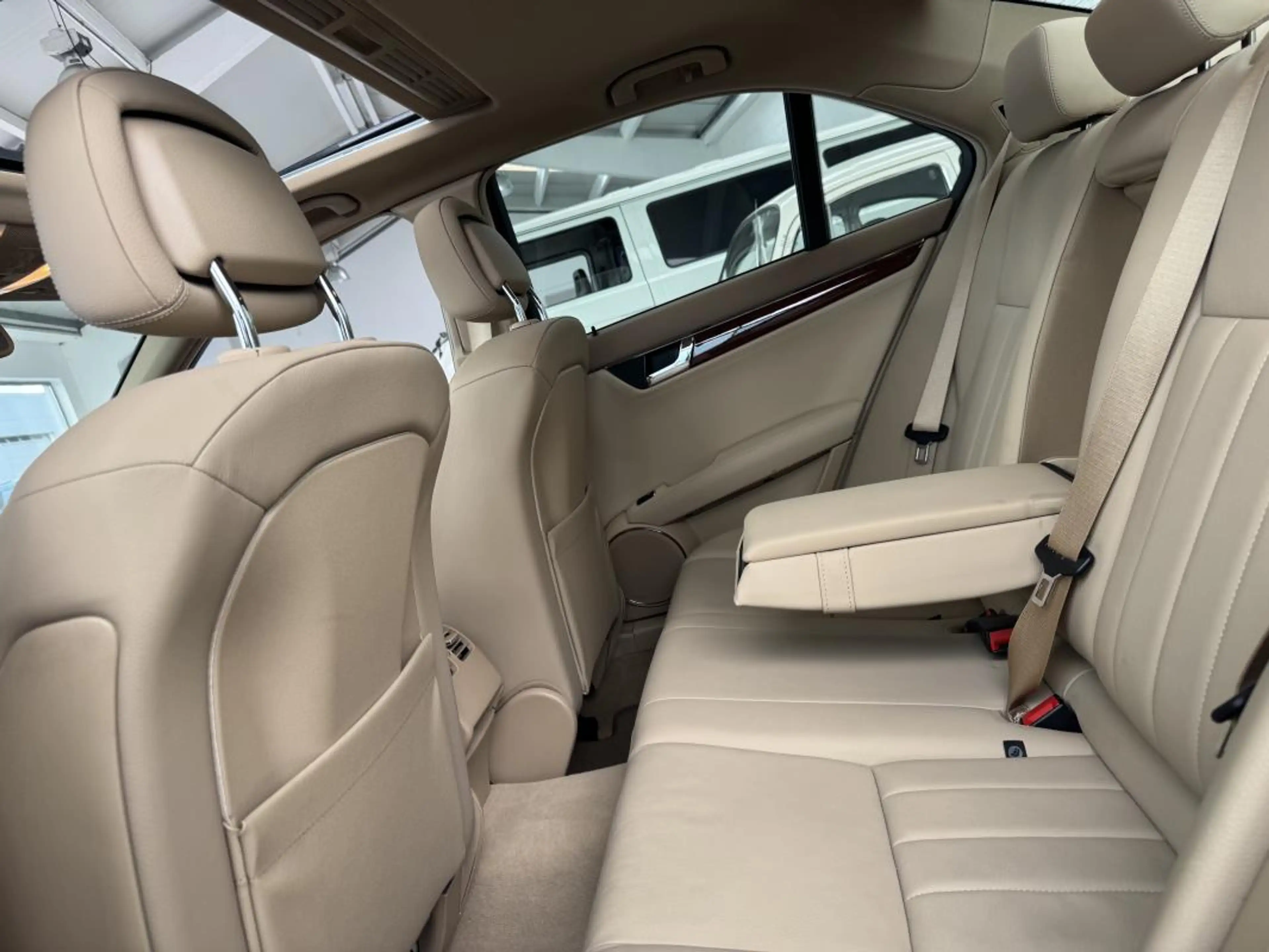 Mercedes-Benz C 200 2.2CDI 136CH TOIT OUVRANT 1ER MAIN CARNET D'ENTRETIEN GAR 12M — photo 10