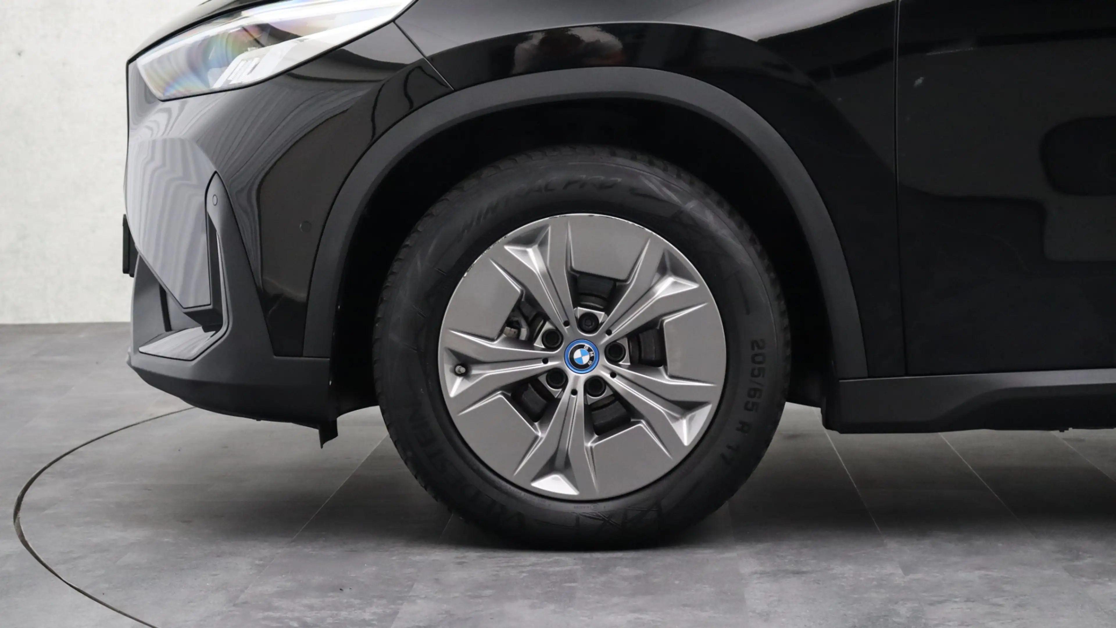 BMW iX1 xDrive30 Launch Edition | Leder | Achteruitrijcame — photo 6