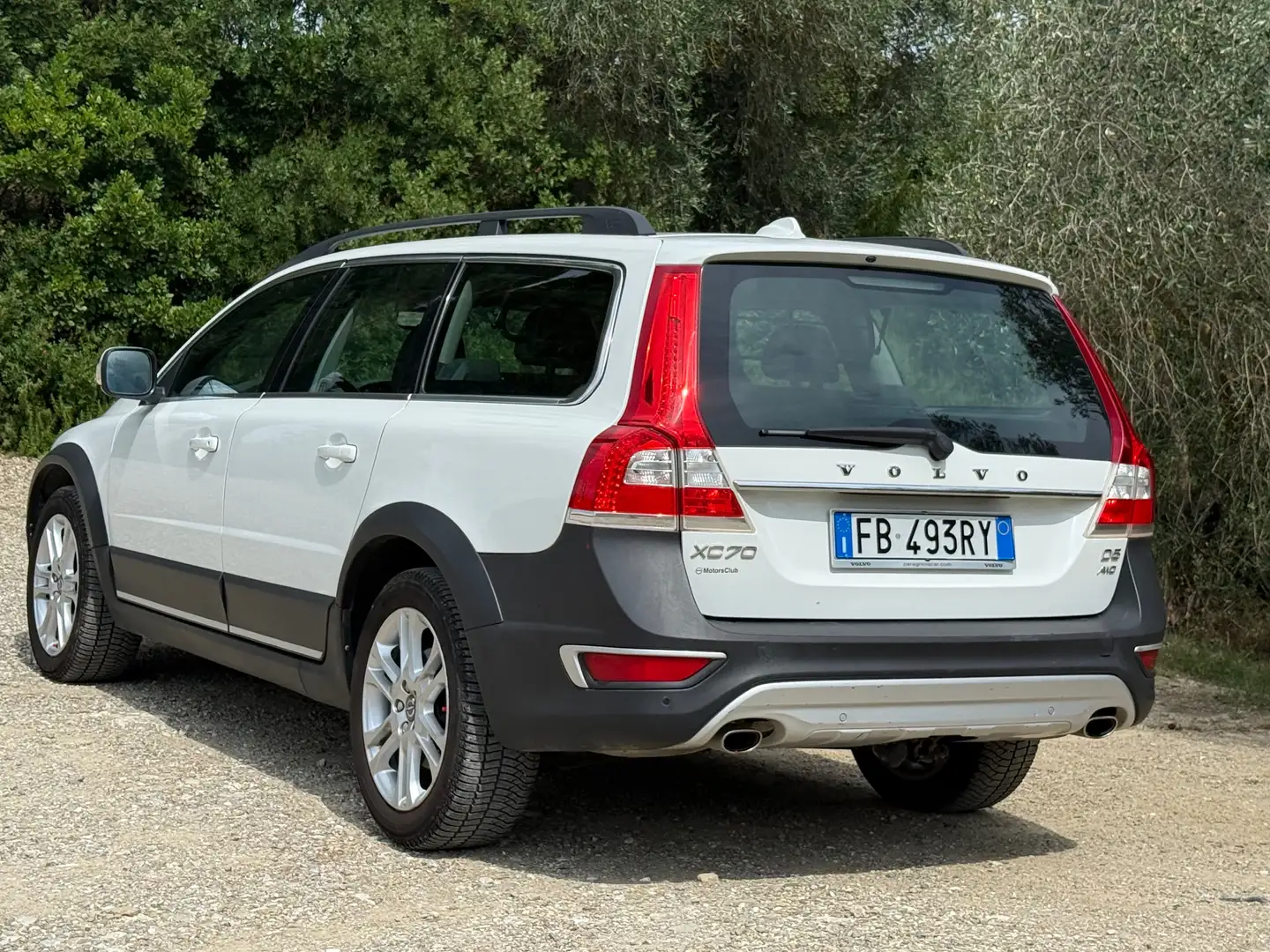 Volvo XC70 XC70 III 20072.4 d5 Summum awd 220cv geartronic Bianco - 2