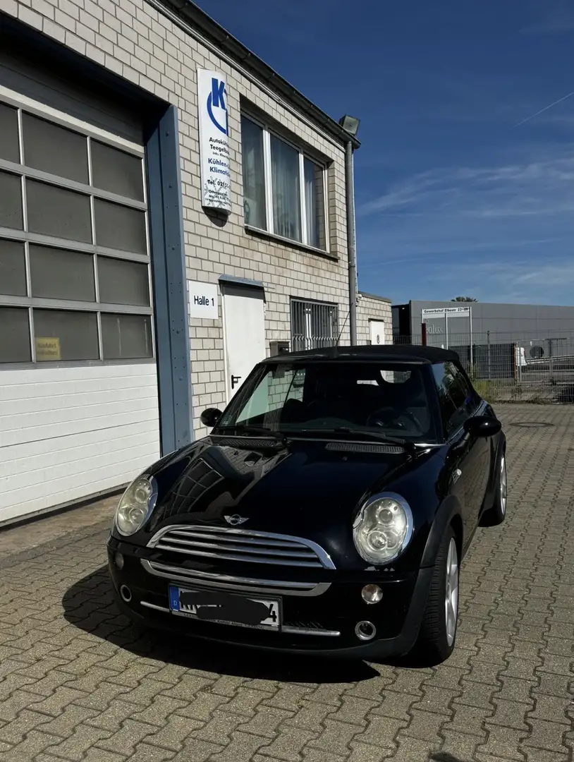 MINI Cooper Cabrio - 1