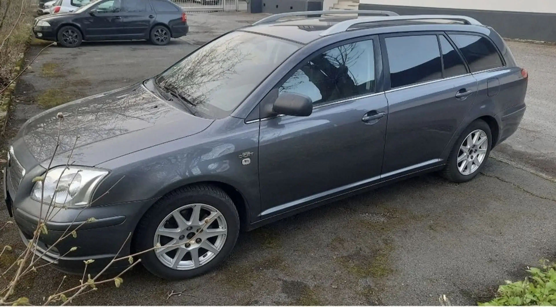 Toyota Avensis Avensis Combi Diesel 2.2 D-CAT Combi Executive - 2