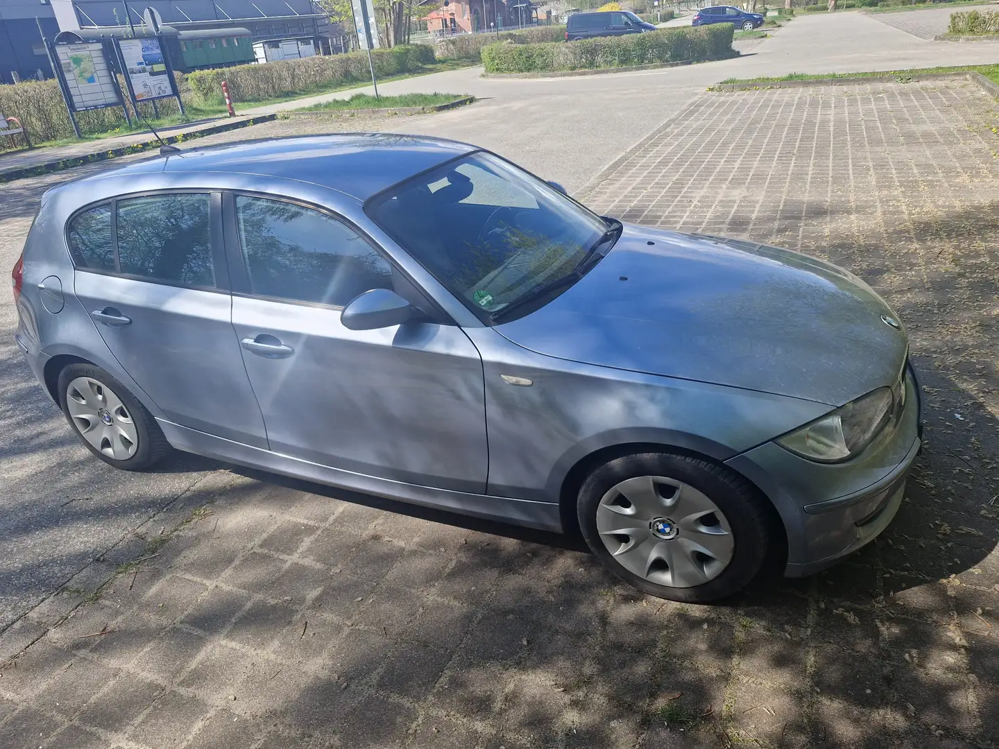 BMW 116 116i Blau - 2