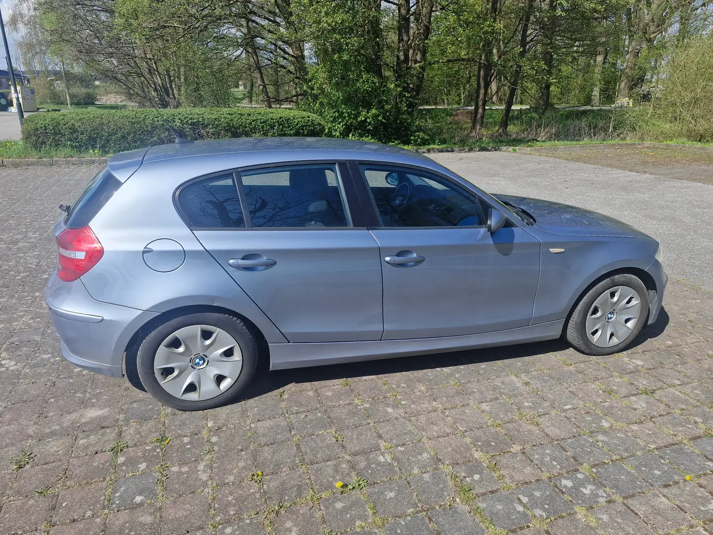 BMW 116 116i Bleu - 1