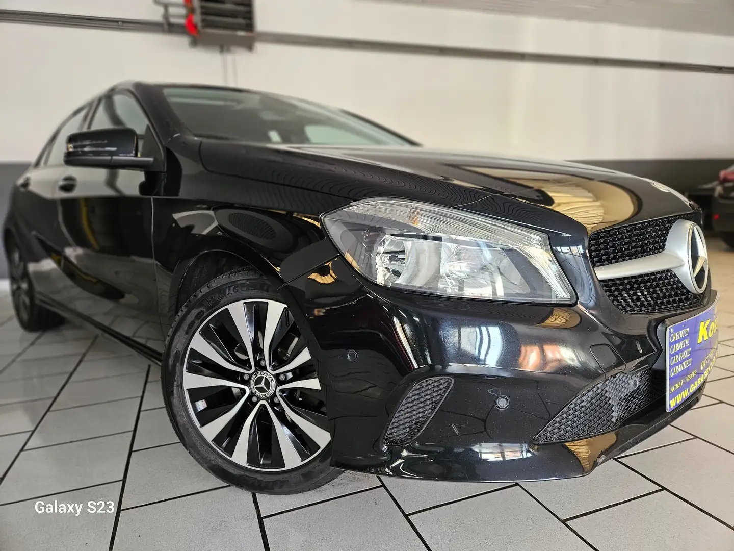 Mercedes-Benz A 180 CDI//CLIMATISATION//NAVIGATION//GARANTIE//CAR-PASS Noir - 2