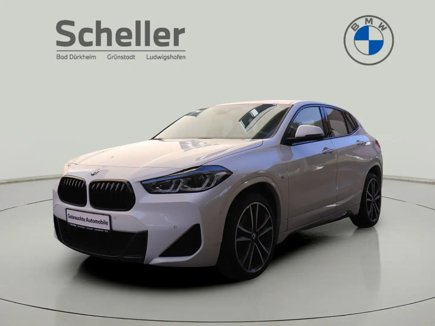 BMW X2 sDrive18d *Fahrschulfahrzeug* Weiß - 1