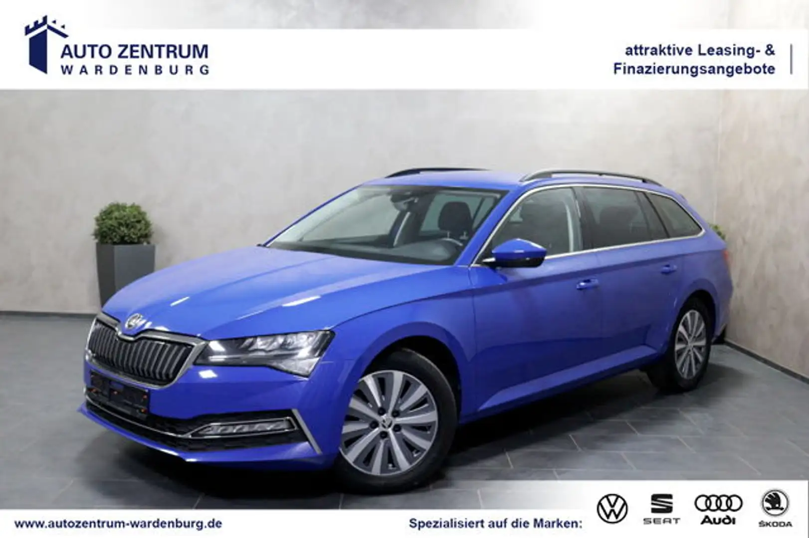 Skoda Superb iV Combi Ambition KAMERA ACC SHZ VIRTUAL Blau - 1