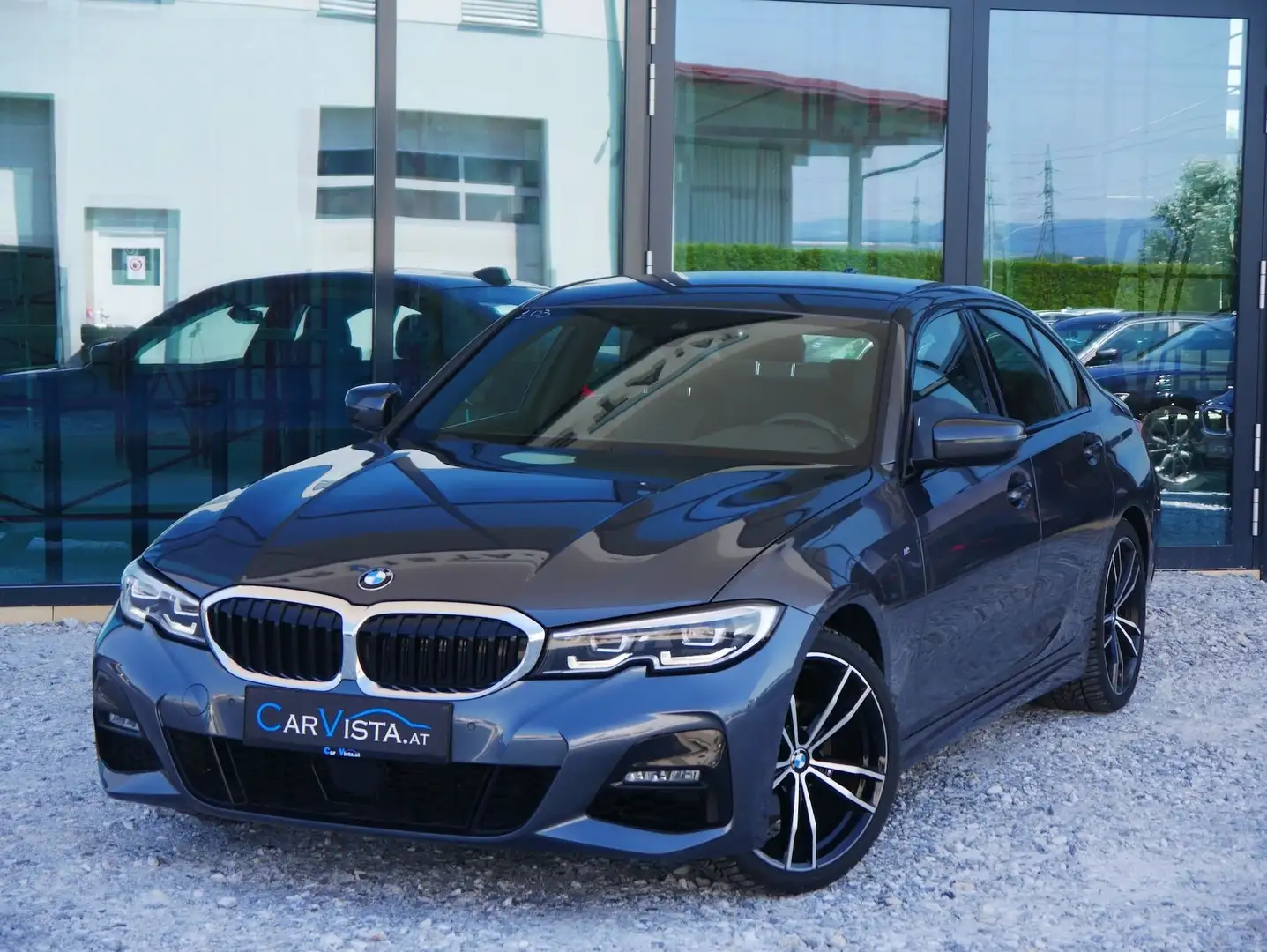 BMW 320 d M Sport Aut. Silber - 2