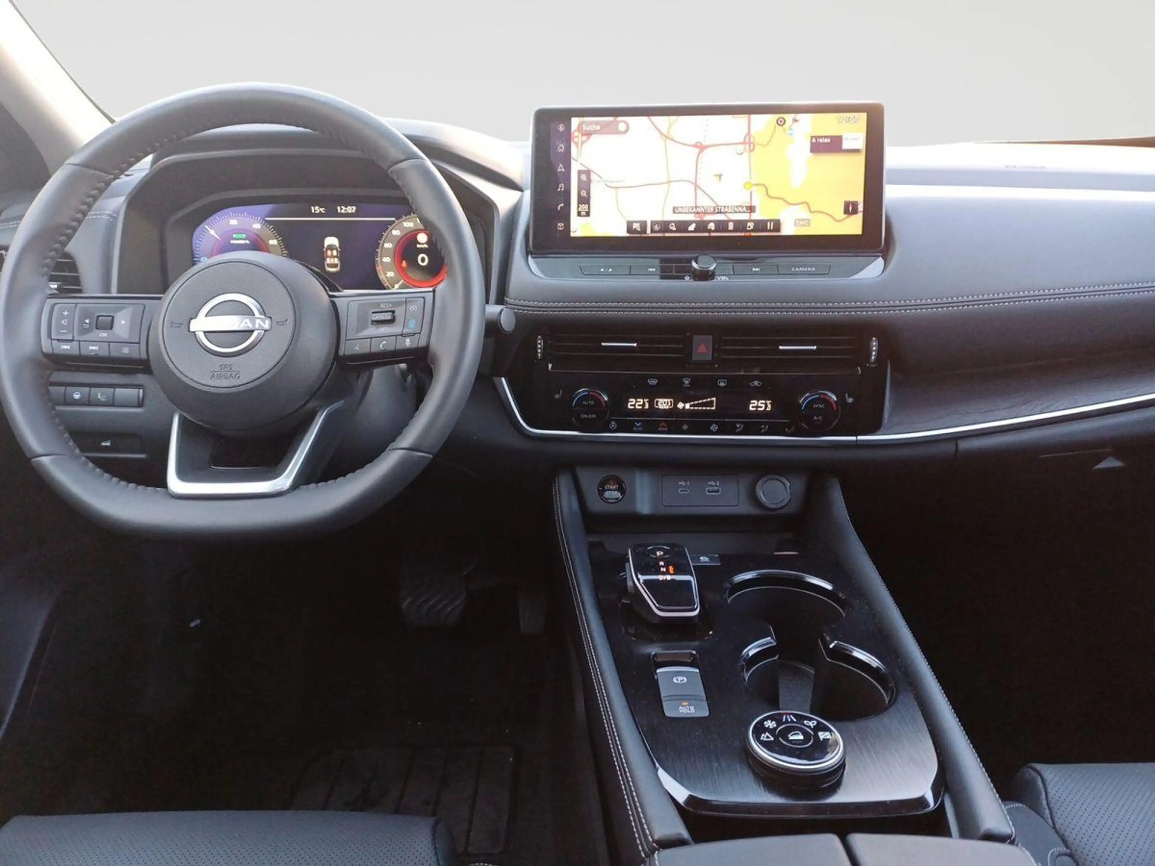 Nissan X-Trail 1.5 VC-T e-4ORCE 213 PS 4x4 Tekna+ 5 Sitze 20" — photo 14