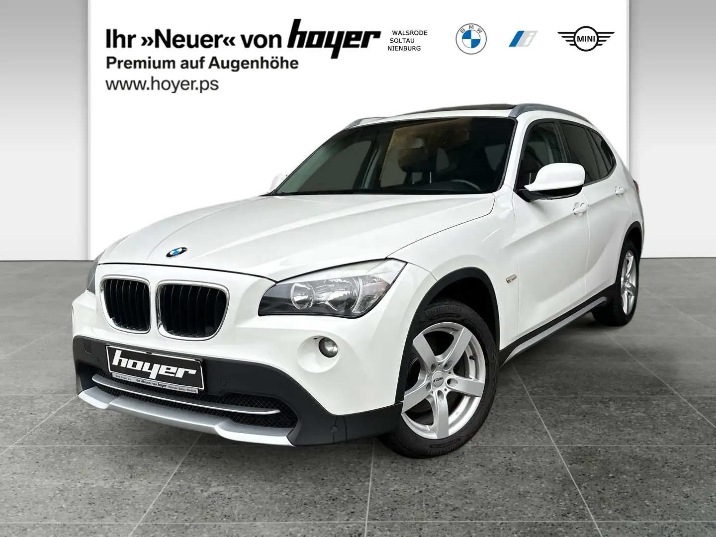 BMW X1 xDrive18d Pano.Dach Navi Bus. BT USB Shz PDC Weiß - 1