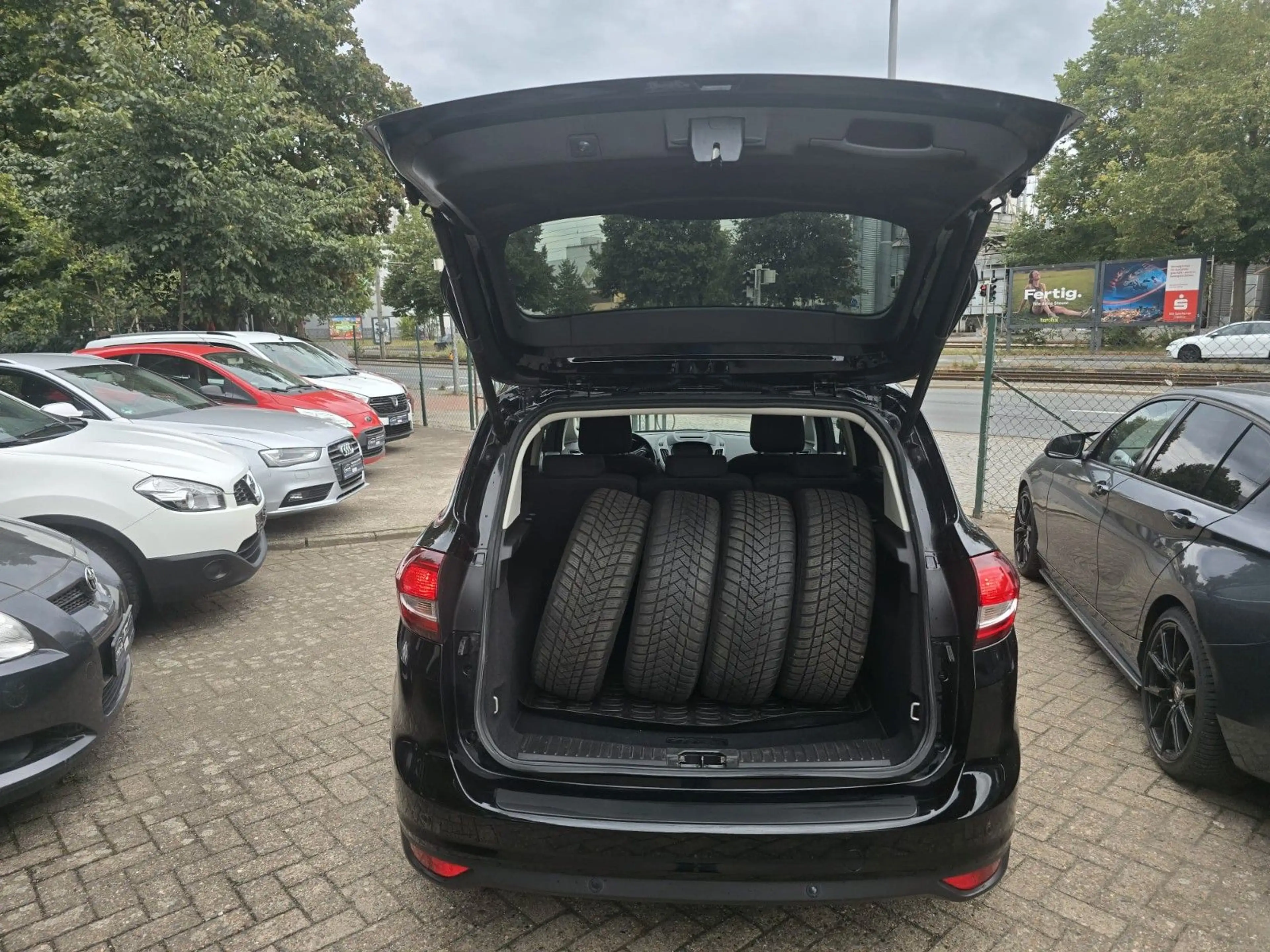 Ford C-Max C-MAX Titanium;TÜV NEU;Inkl-2.Jahre Garantie++ — photo 7