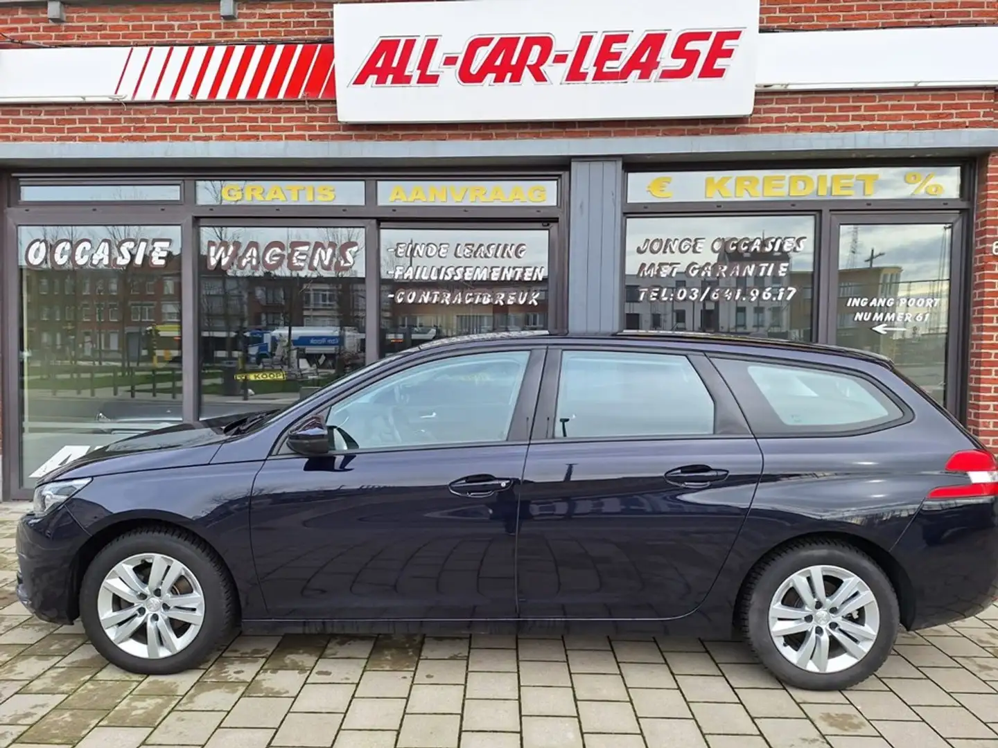 Peugeot 308 SW Active1.2 Pure tech. / 3D geconnecteerde navi. Azul - 1