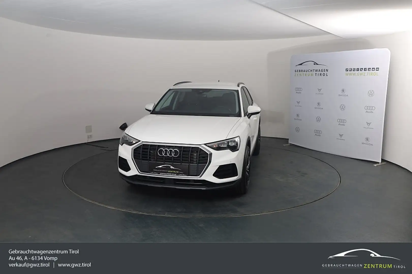 Audi Q3 45 TFSI e S-tronic VIRTUAL LANE SIDE NAVI Weiß - 2