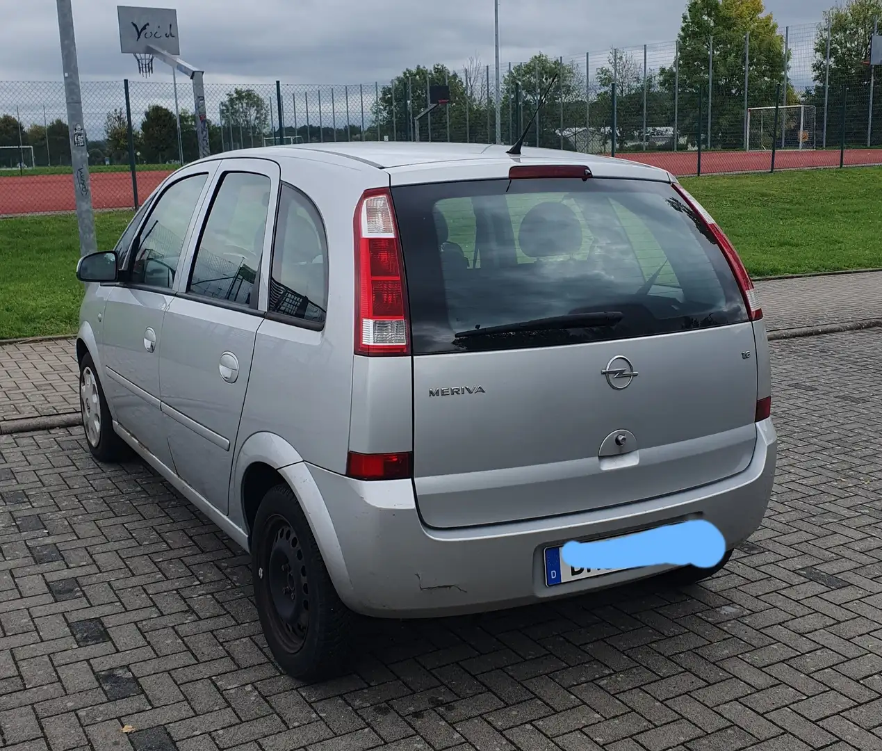 Opel Meriva Meriva Edition 1.6 5 Gang Silber - 2