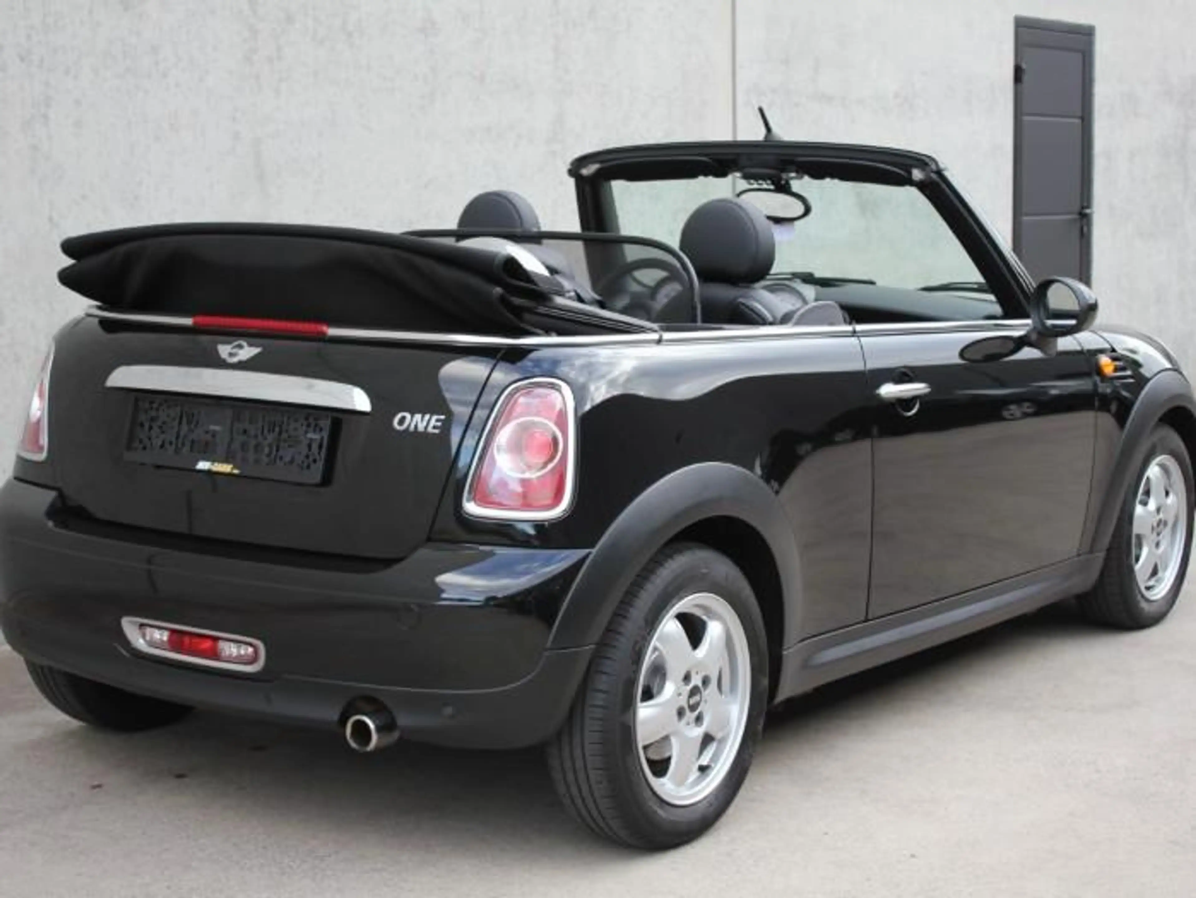 MINI One Cabrio Mini Cabriolet 1.6i One/ lage kilometers — photo 8