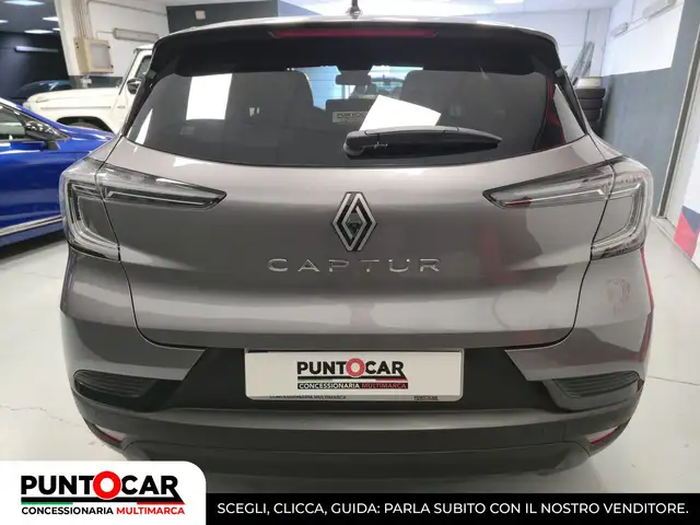 Renault Captur view 5