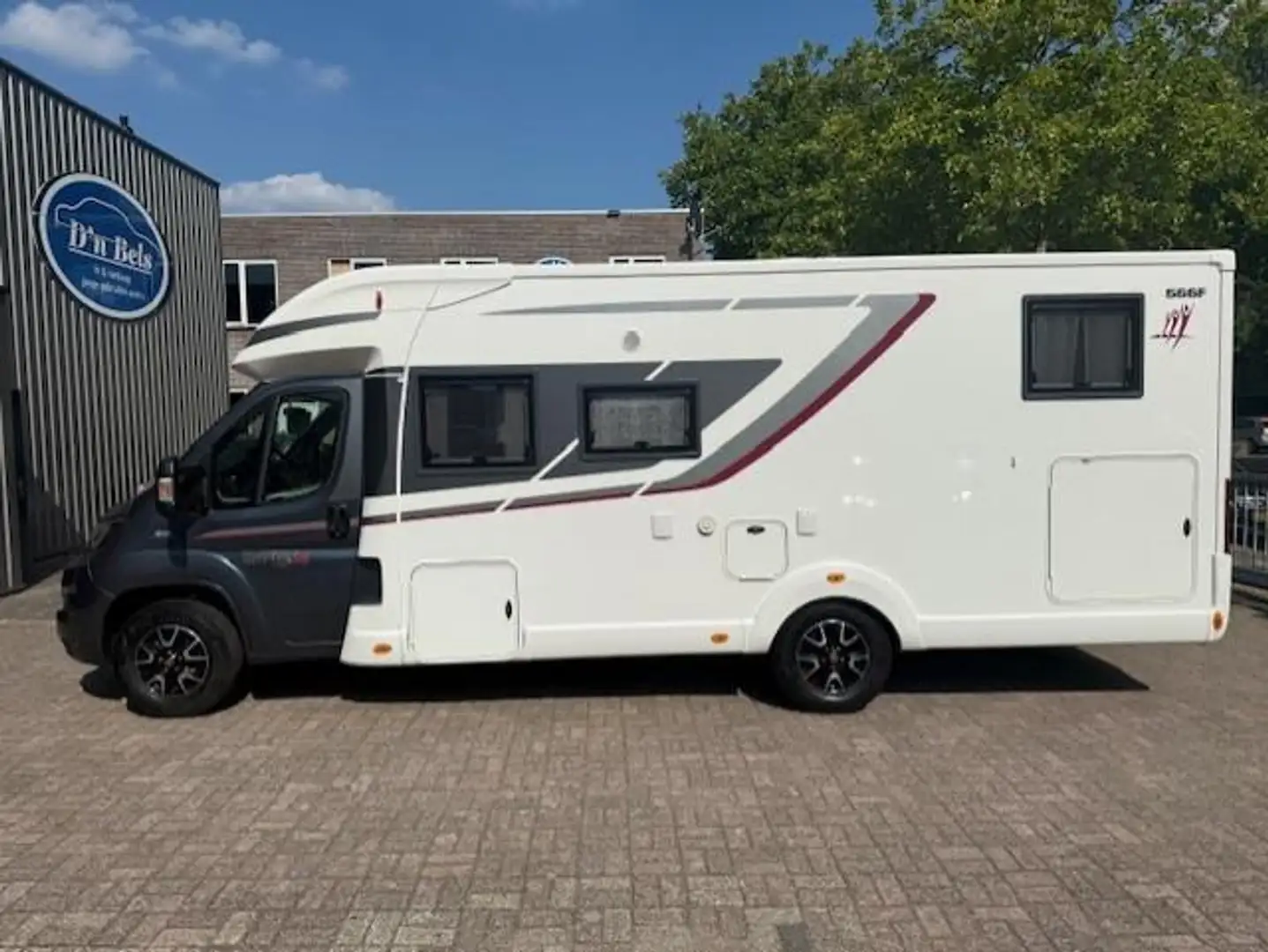 Rapido 666F Ultimate Line 160 PK 9-Traps Automaat Grigio - 2