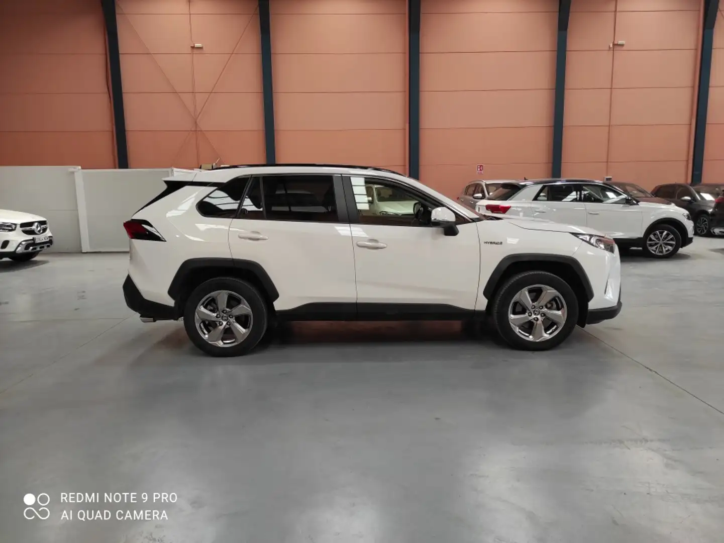 Toyota RAV 4 2.5 hybrid 4WD Feel! Blanc - 2