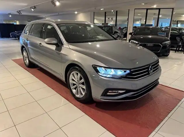 Volkswagen Passat Variant 2.0 tdi 150cv dsg UNICO PROPRIETARIO*KM CERTIFICATI