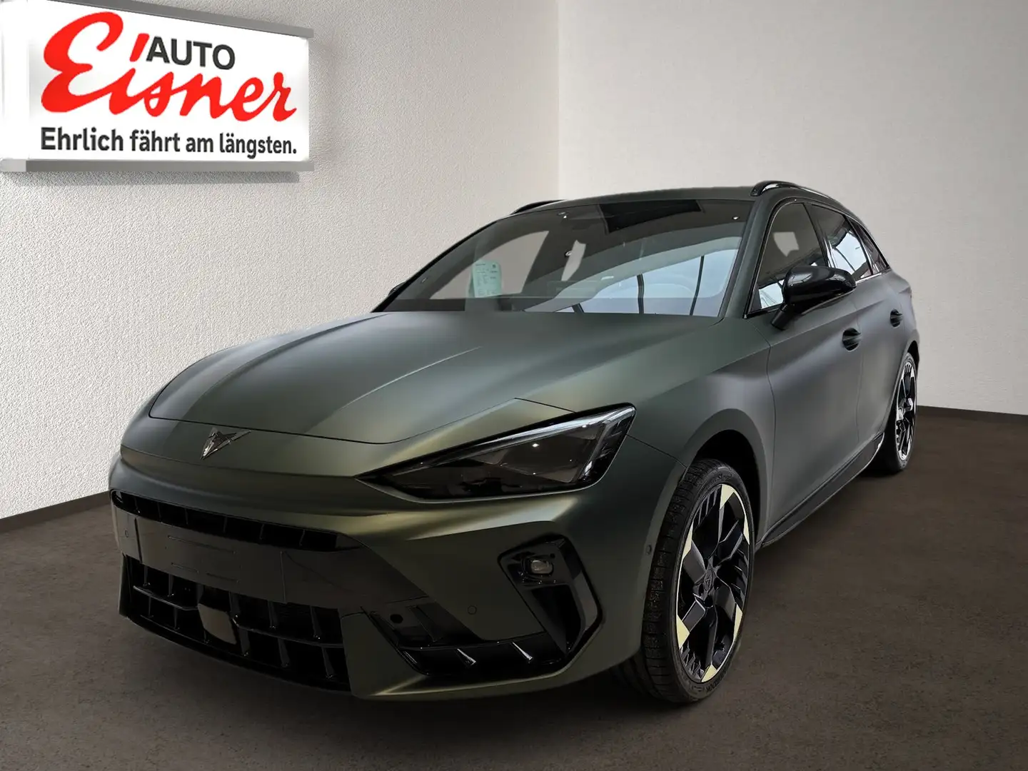 CUPRA Leon SP Kombi TRIBE 1.5 eTSI DSG Grün - 2