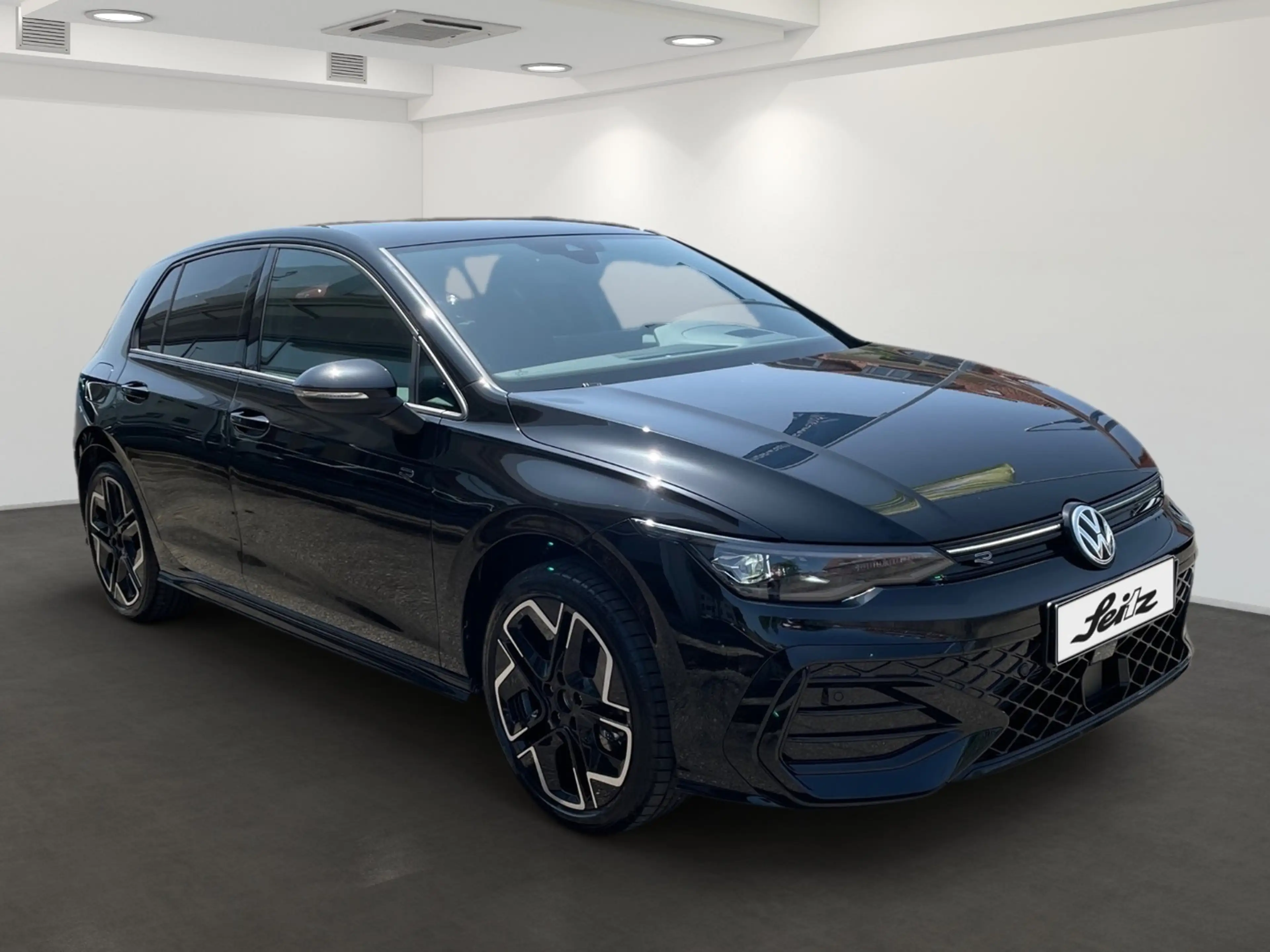 Volkswagen Golf VIII 1.5 eTSI R-Line *HEAD-UP*MATRIX*KAMERA* — photo 3