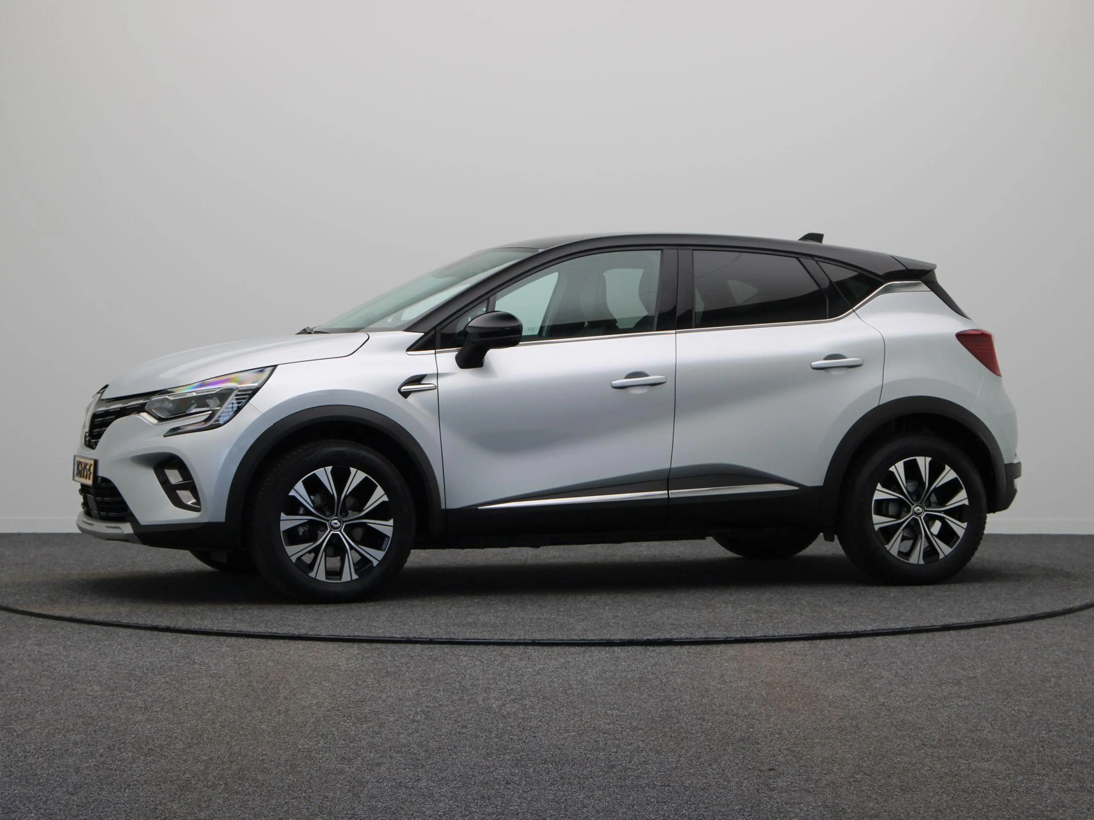 Renault Captur TCe 90pk Techno | Navigatie | Achteruitrijcamera | — photo 12