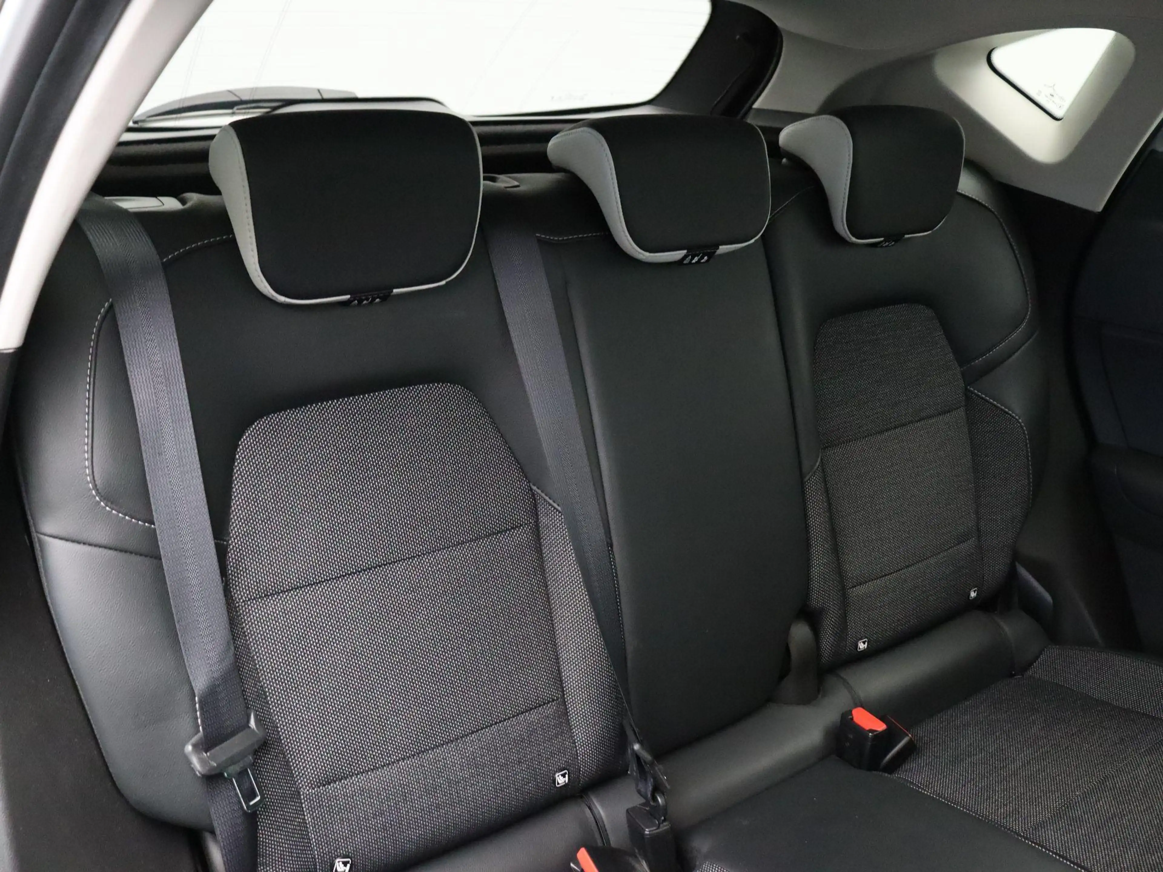 Renault Captur TCe 90pk Techno | Navigatie | Achteruitrijcamera | — photo 9
