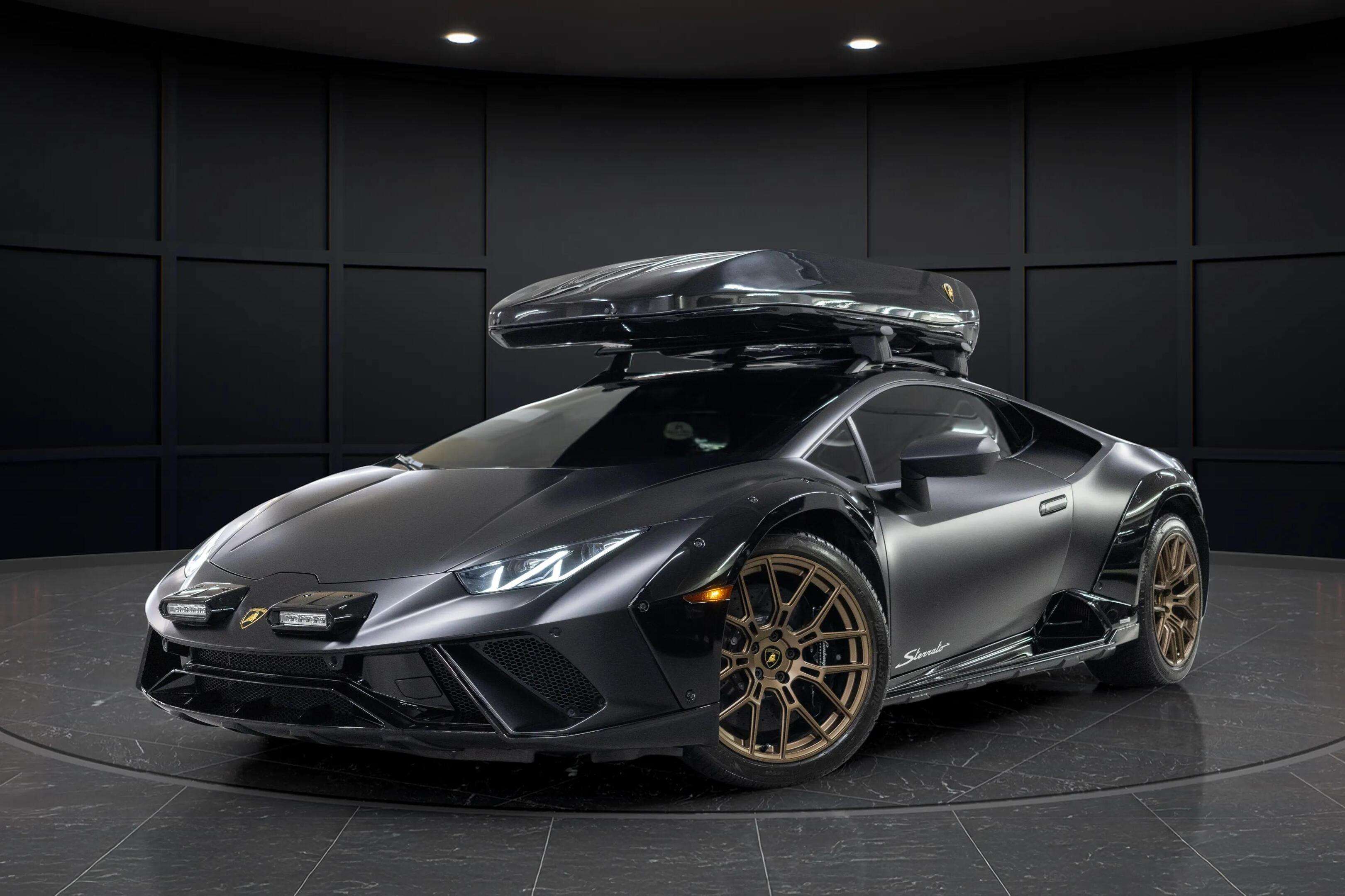 2024 Lamborghini Huracan Sterato — photo 2