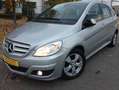 Mercedes-Benz B 170 B 170 Aut+2Hd+Navi+Blue+SHZ+AHK+PDC+N.Tüv Grau - thumbnail 2