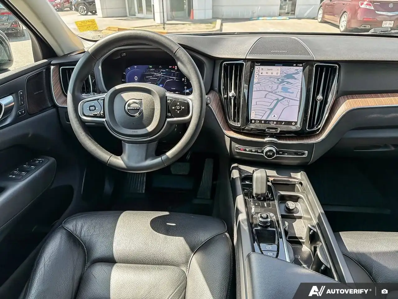 Volvo XC60 снимка Volvo XC60