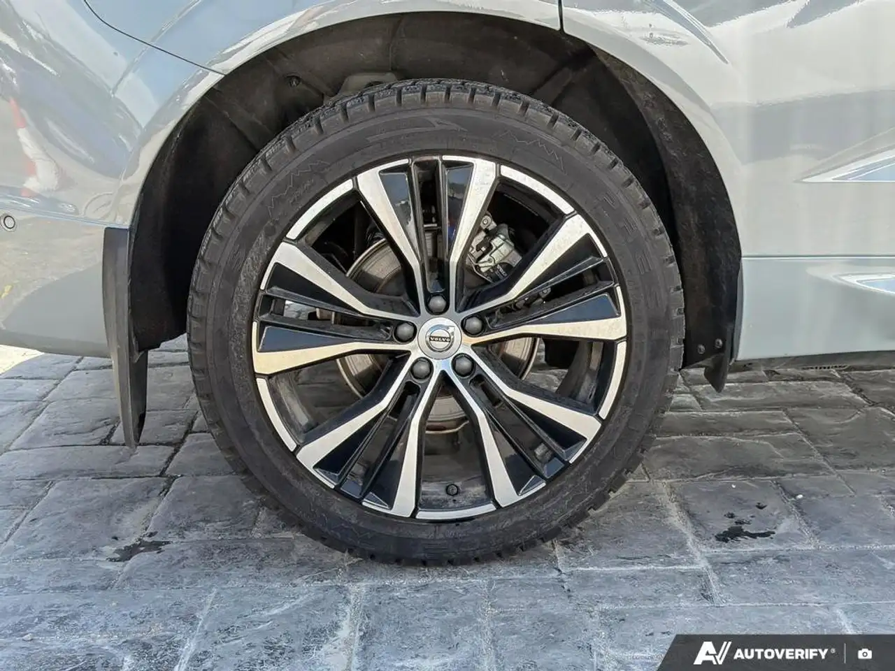 Volvo XC60 снимка Volvo XC60