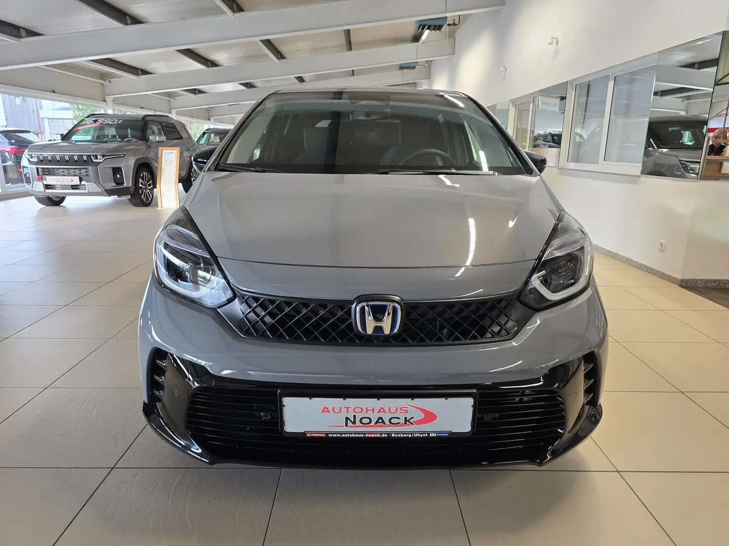 Honda Jazz 1.5 i-MMD Hybrid Advance Sport Grau - 2