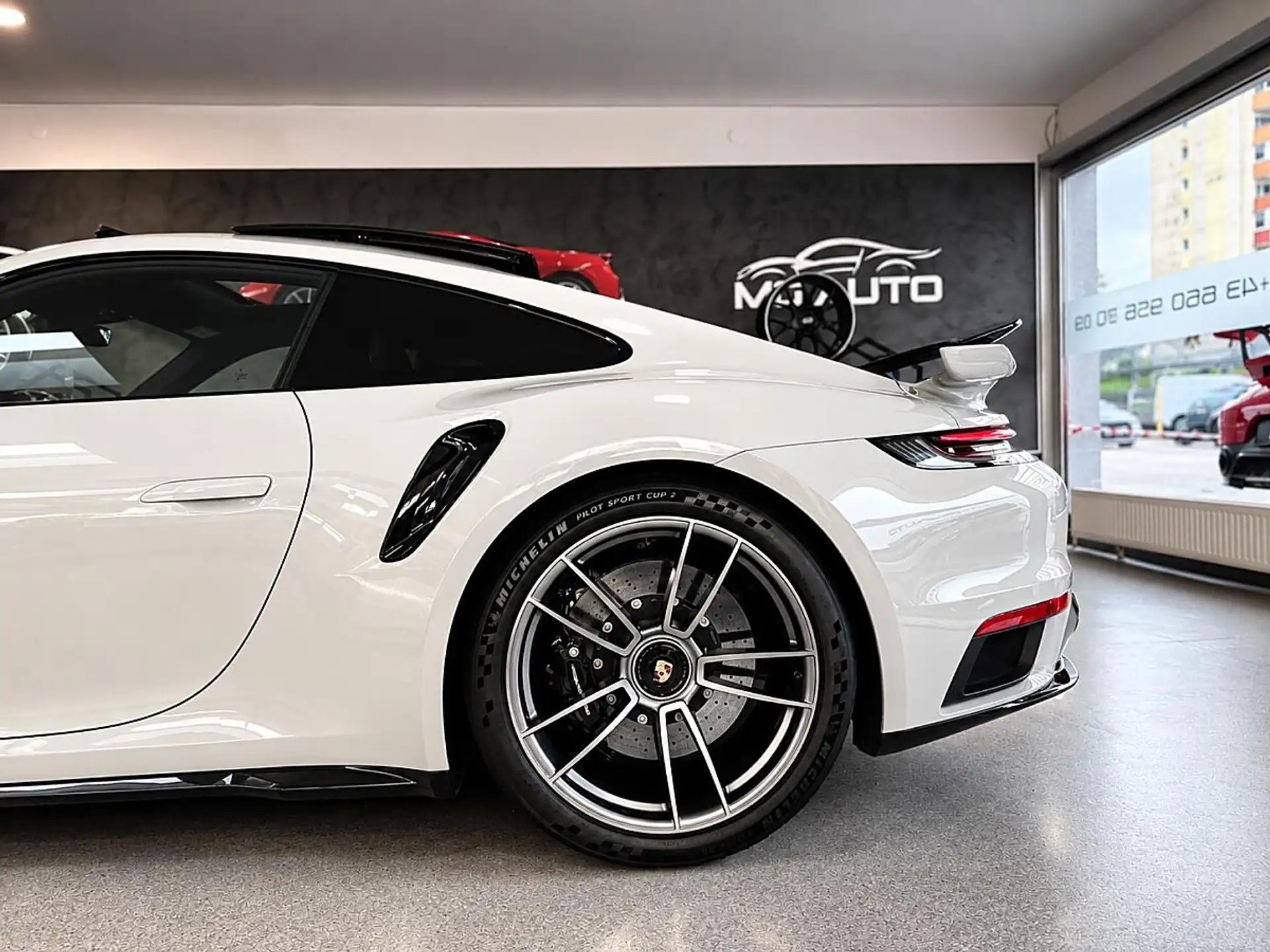 포르쉐 911 Turbo S Coupe 2021 화이트 사진 4