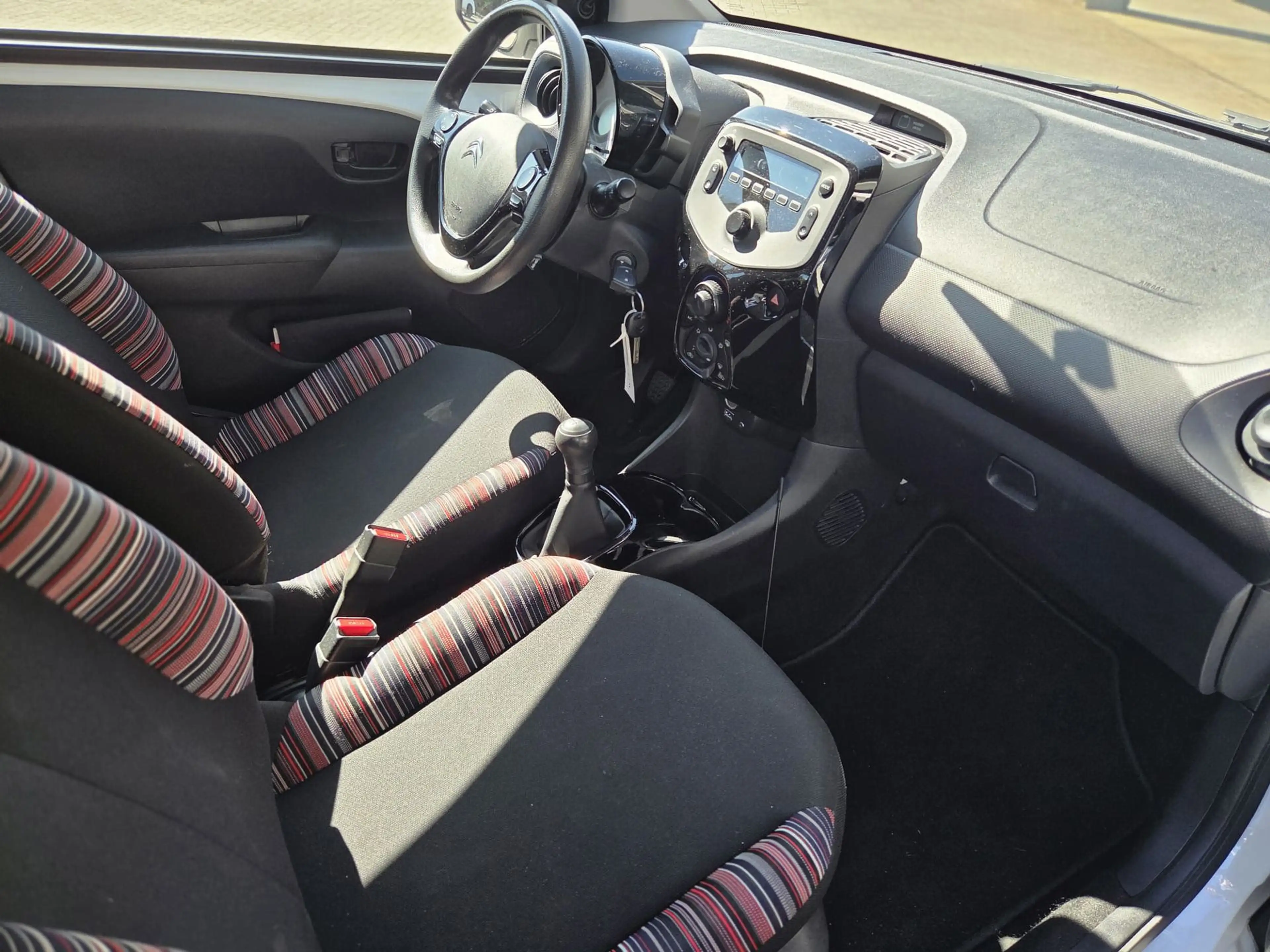 Citroen C1 1.0 VTi Feel * Airco, * weinig kilometers. — photo 8