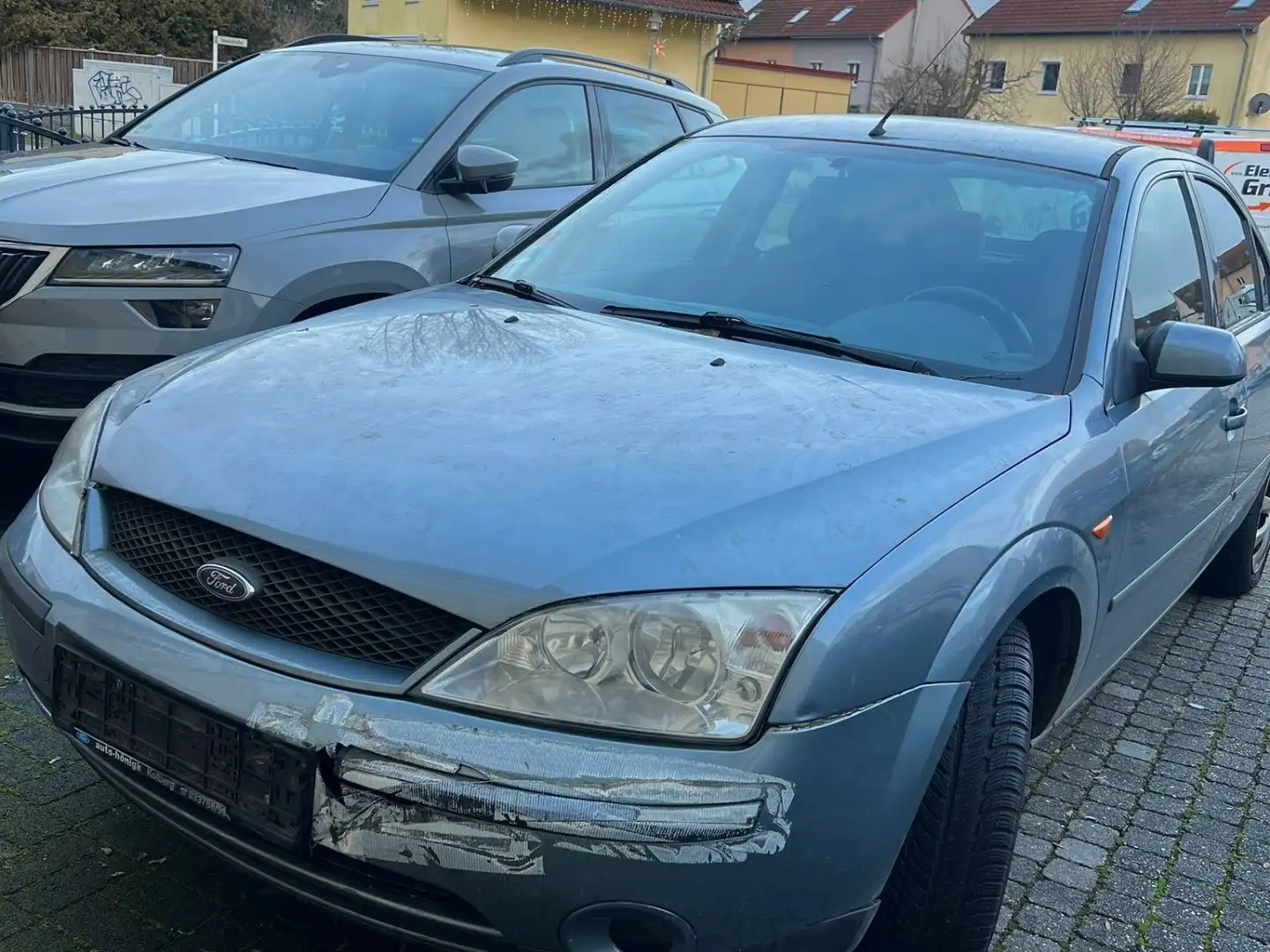 Ford Mondeo 1.8 Ambiente Gri - 1