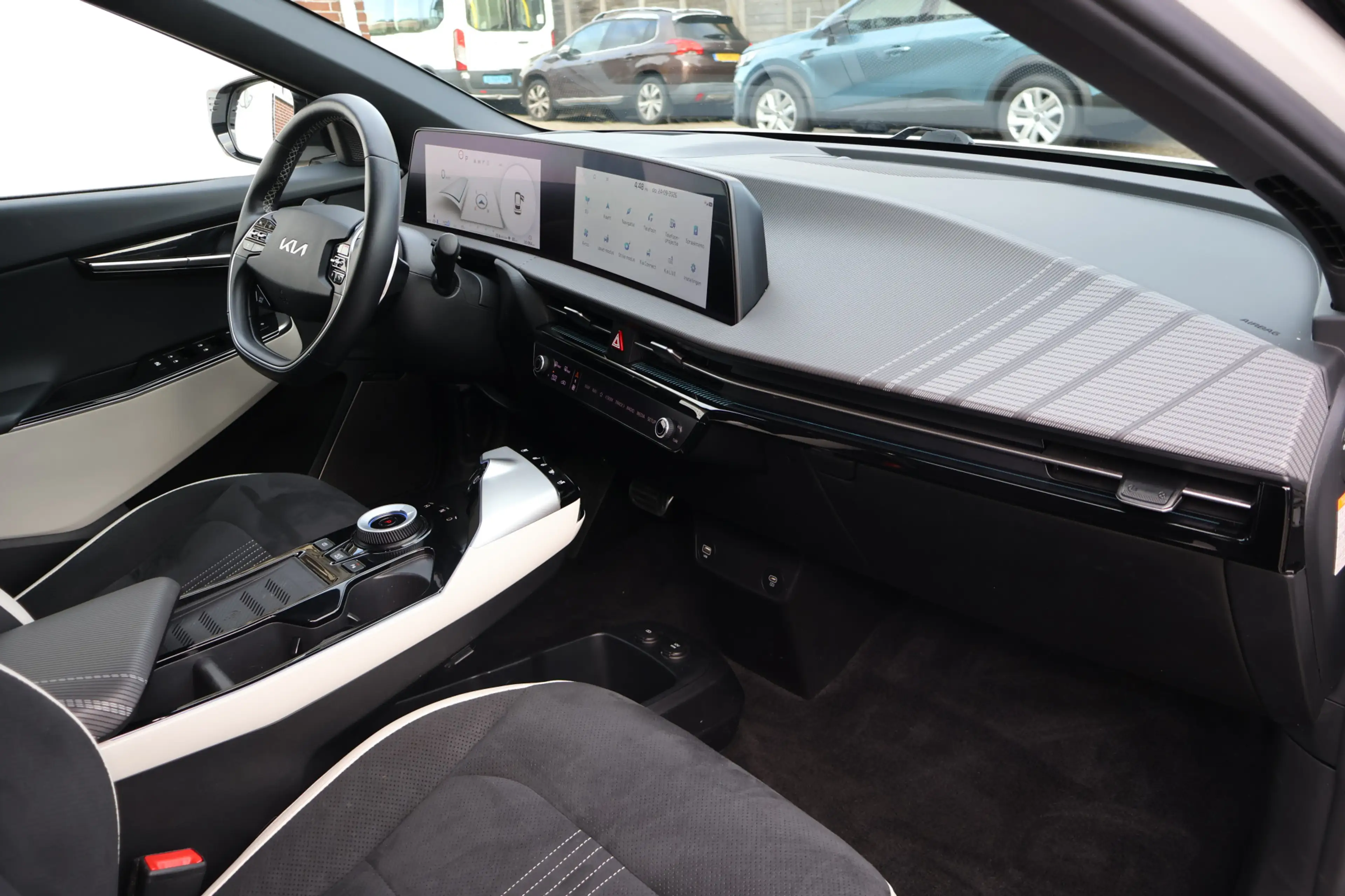 Kia EV6 GT-Line AWD 77.4 kWh / NL-Auto / Hud / Schuifd. / — photo 3