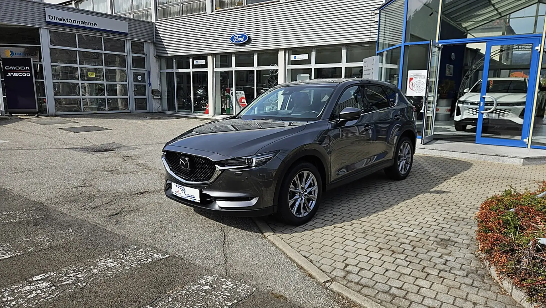 Mazda CX-5 G194 AWD Revolution Top SD Aut. Grau - 2