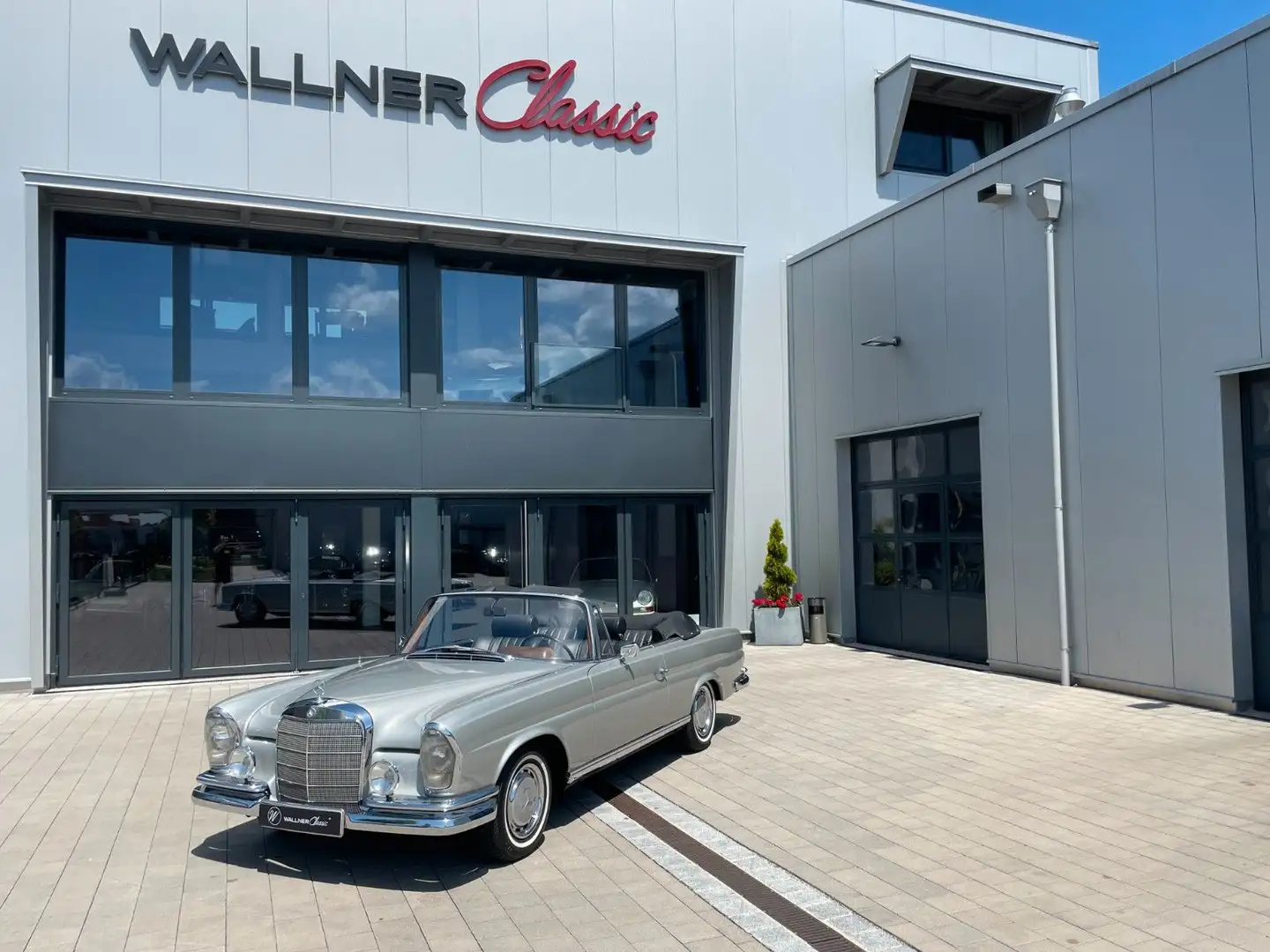 Mercedes-Benz 250 SE*W111*Cabriolet*Dt. EZ*Historie Silber - 1