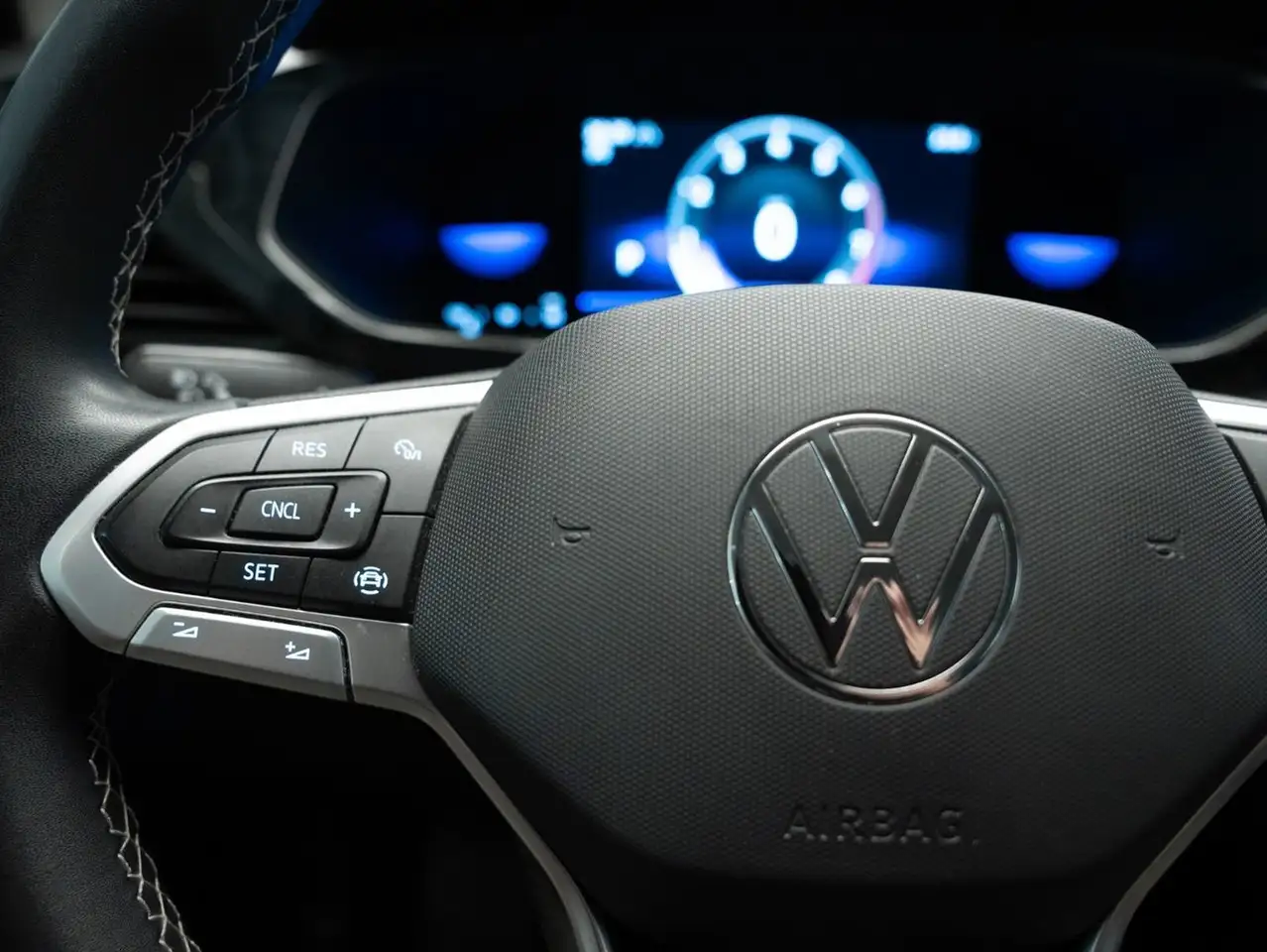 Volkswagen Taos снимка Volkswagen Taos