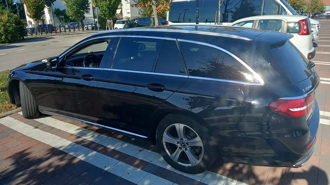 Mercedes-Benz E 200
