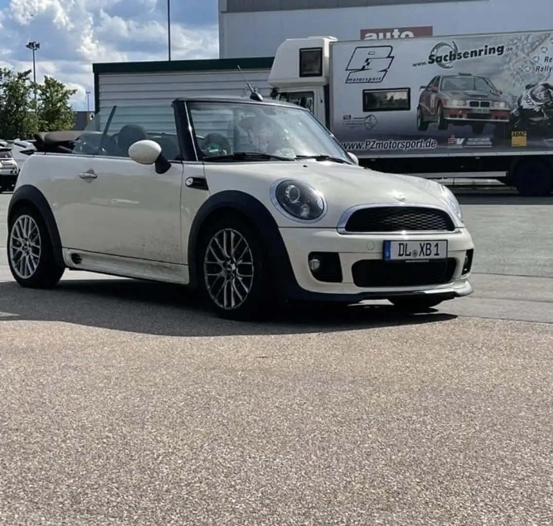 MINI One Cabrio One Weiß - 2