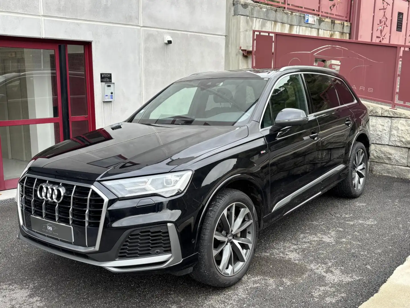 Audi Q7 Quattro 3.0 V6 50 TDI - 286 - BVA Tiptronic - 7pl  2015 S-Line PHASE 2 Noir - 2