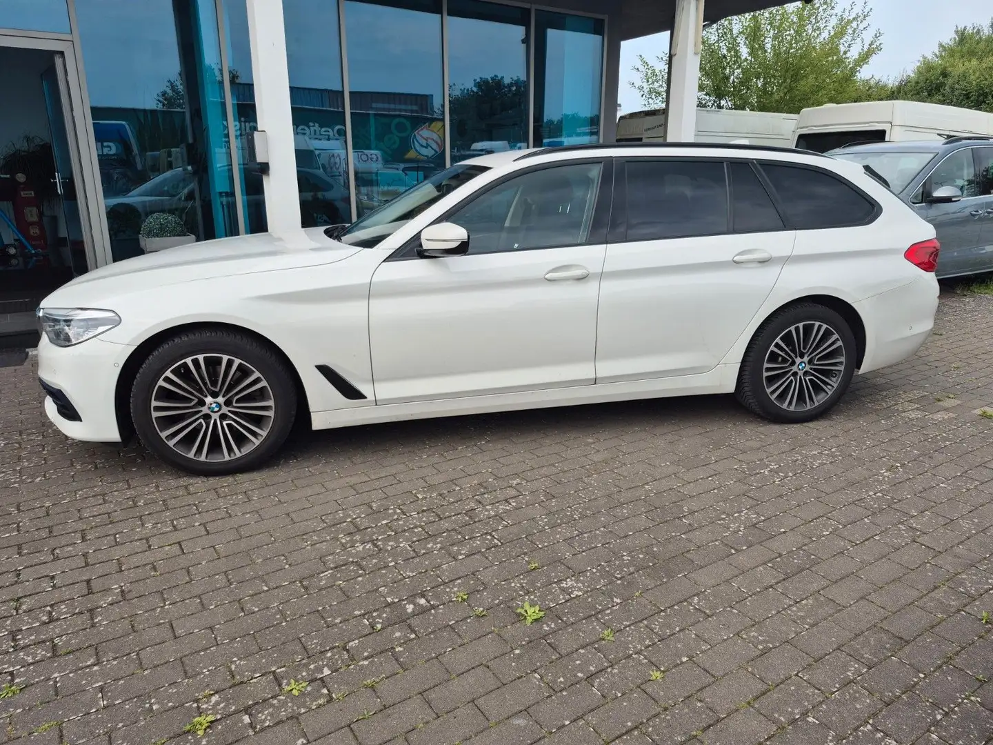 BMW 520 d M Paket Sport Line Leder Navi Kamera Bianco - 1